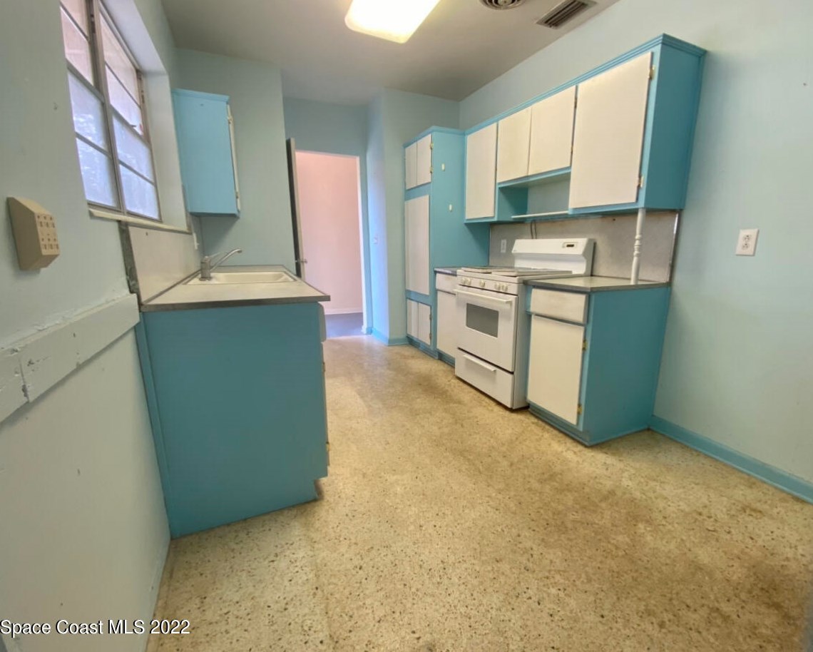 809 Espanola Way, Melbourne FL  32901-4103 exterior