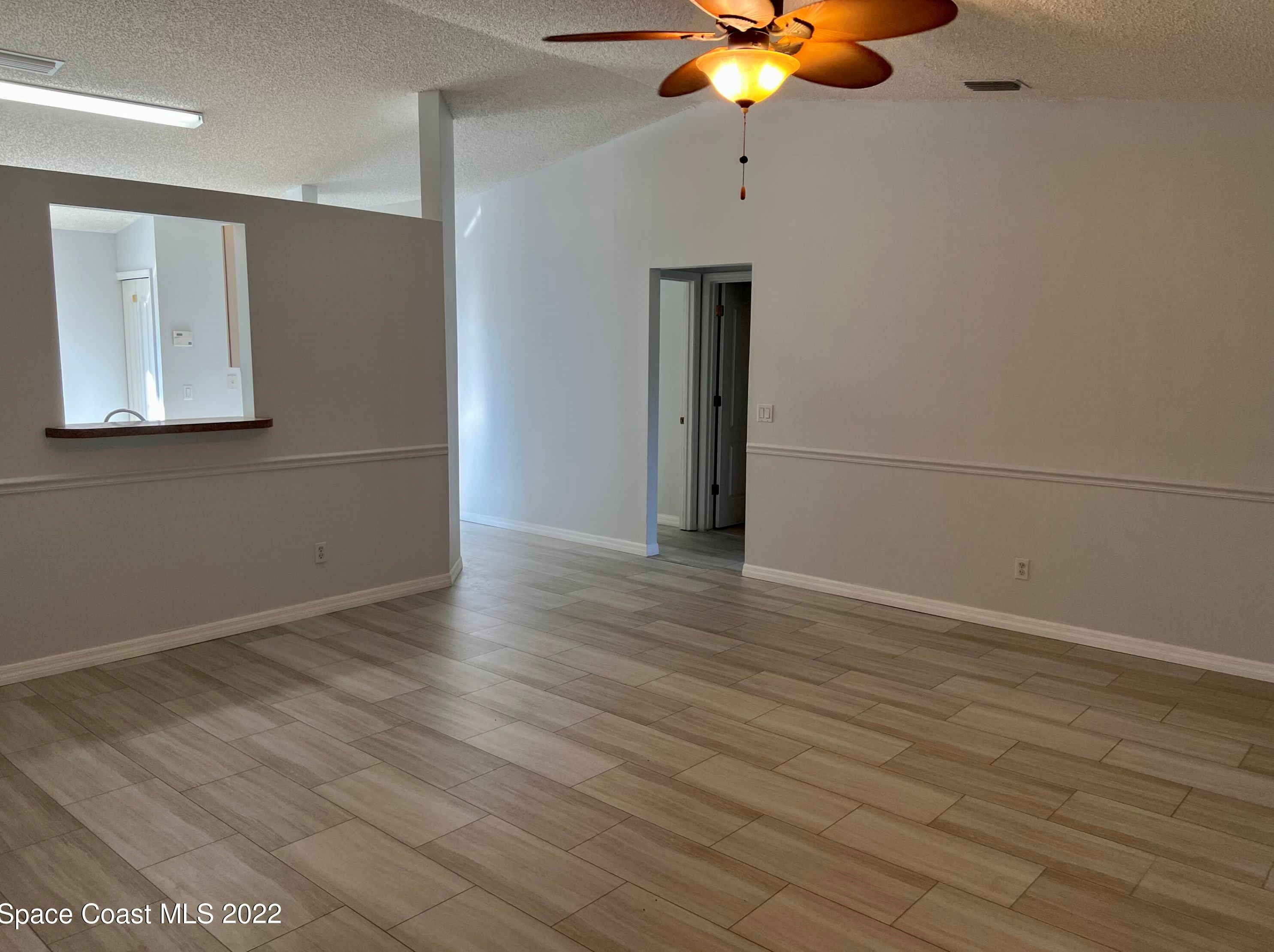 1409 Lucky St Nw, Melbourne, FL 32907