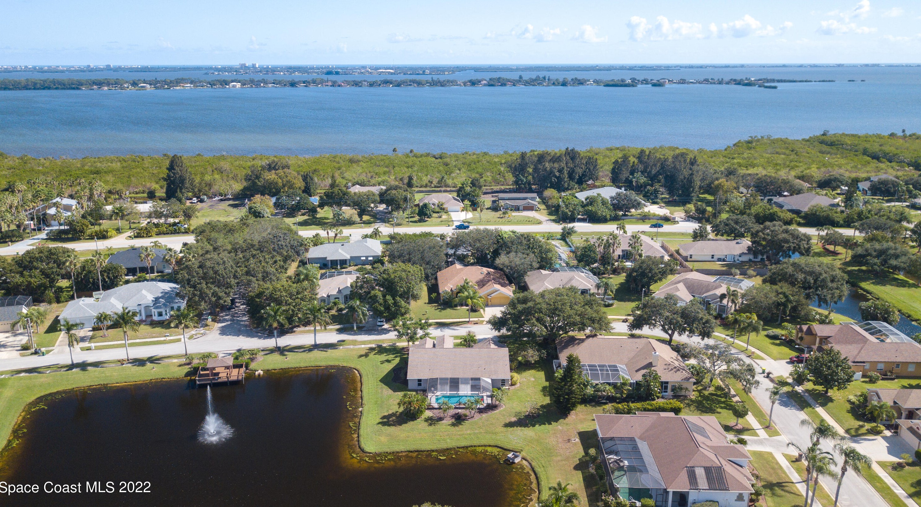 2702 Barrow Dr, Merritt Island FL  32952-4100 exterior