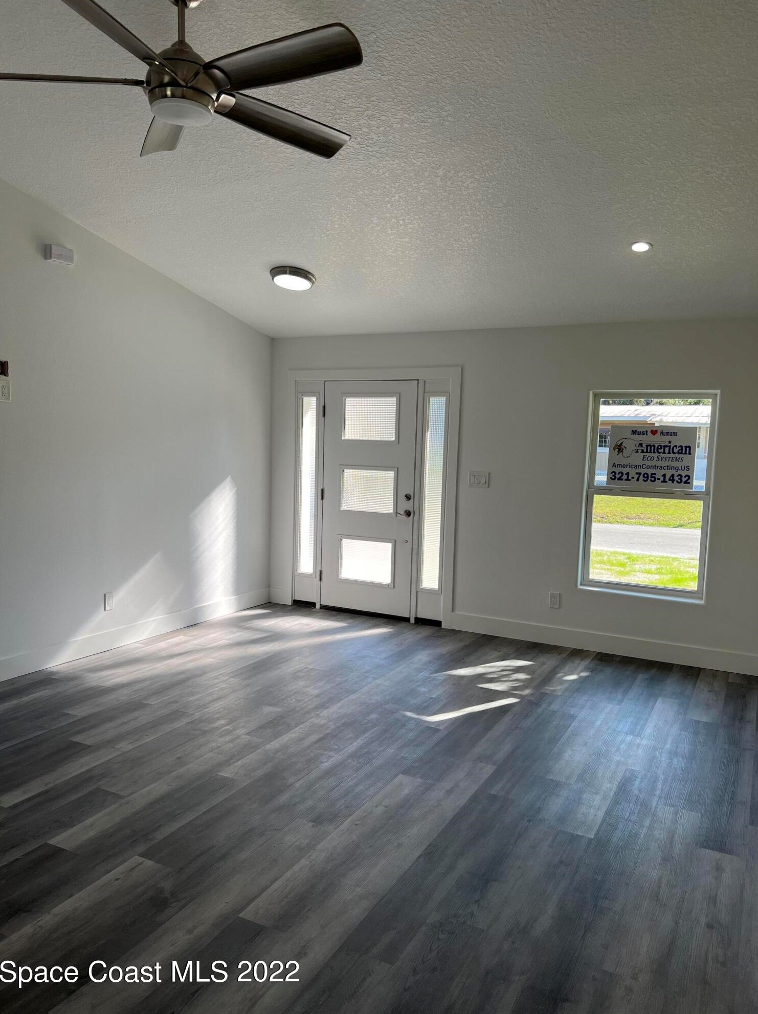 280 Adams St, Oak Hill, FL 32759