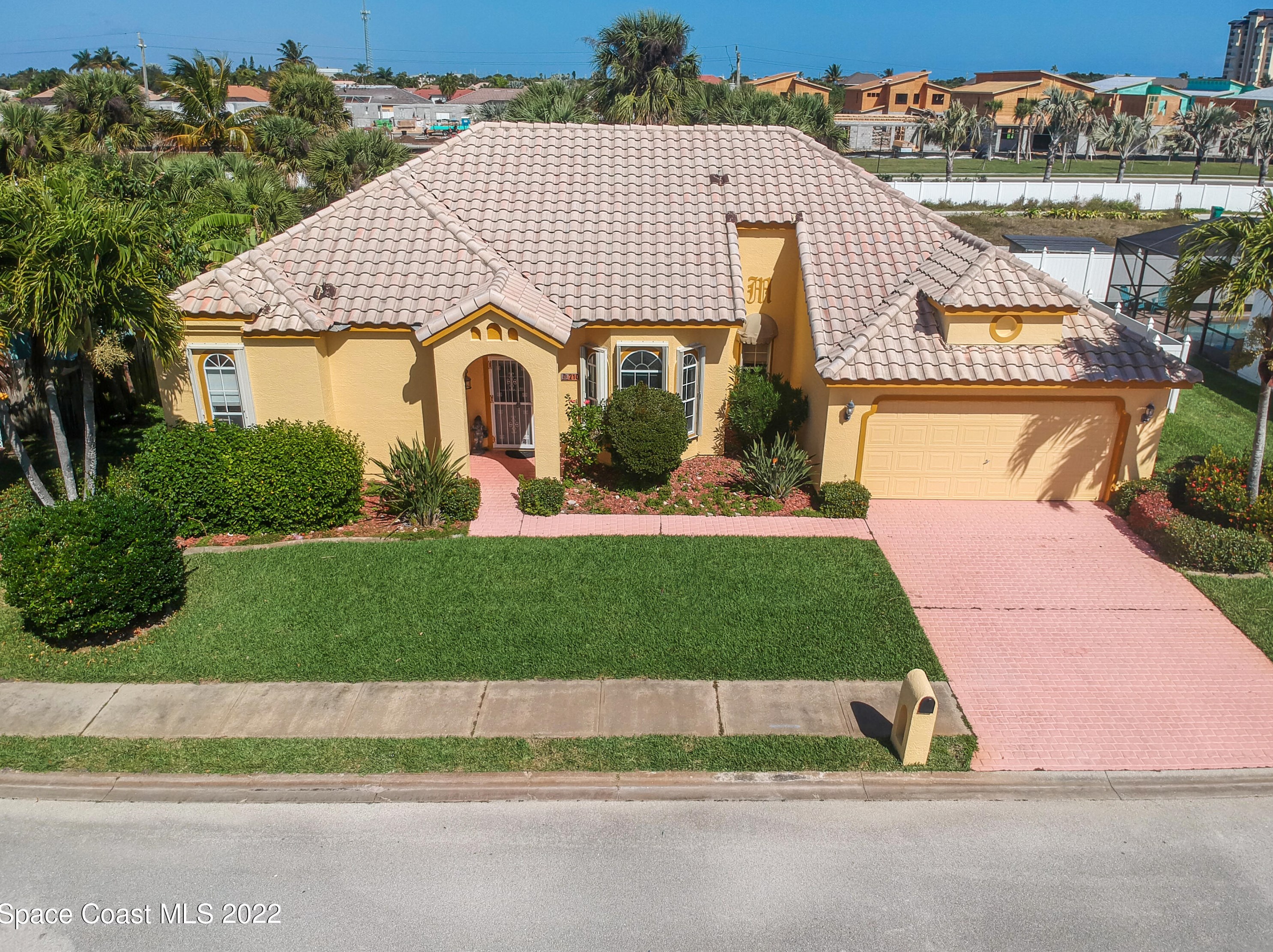 210 Seaview St, Melbourne, FL 32951-3404