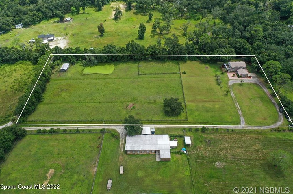 3640 Pepper Ln, New Smyrna, FL 32168-8747