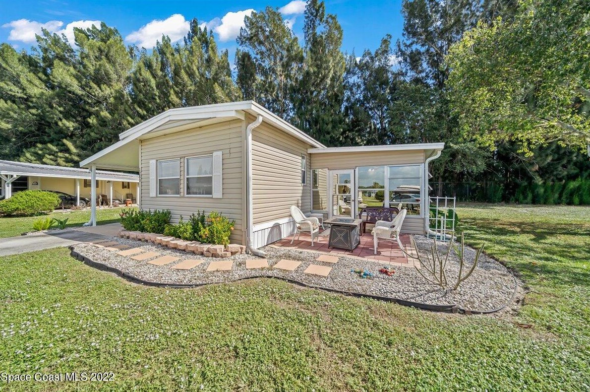 1280 Caber Ct, Melbourne, FL 32907-5509