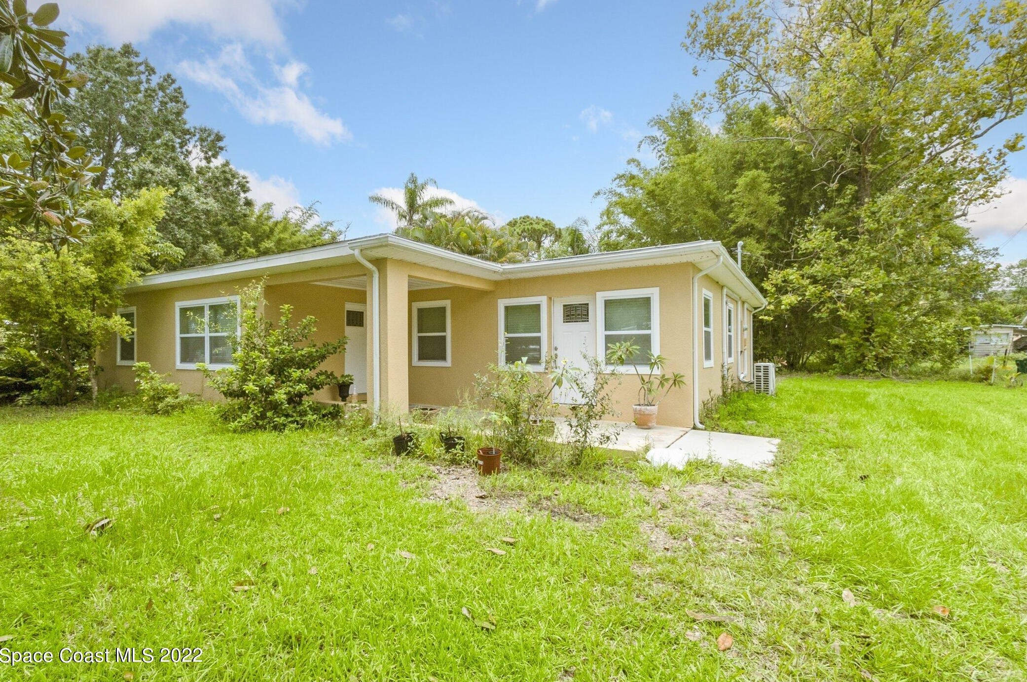 175 Nw Valencia Rd, Melbourne, FL 32904
