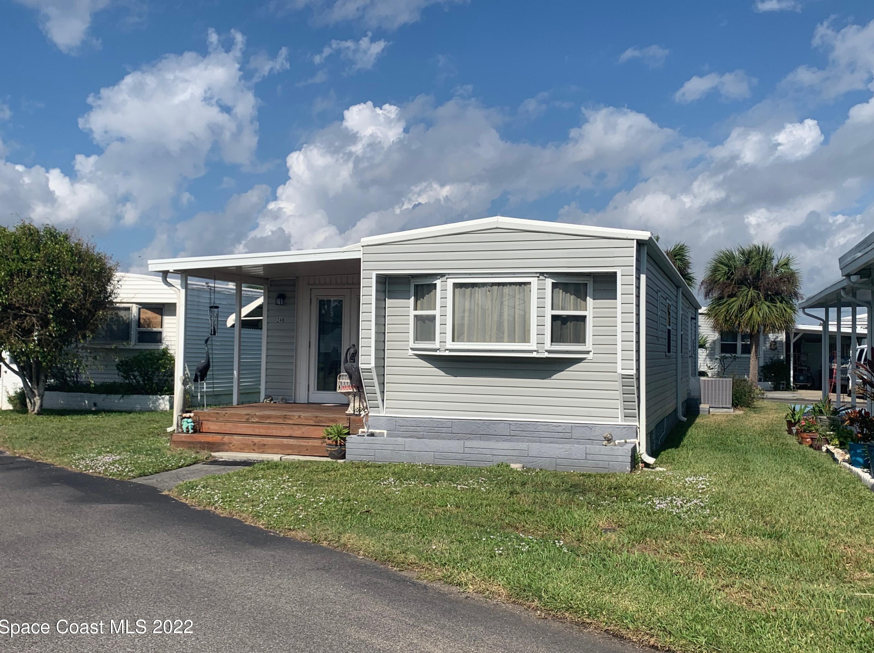248 Liberty Ln, Melbourne, FL 32951-2886