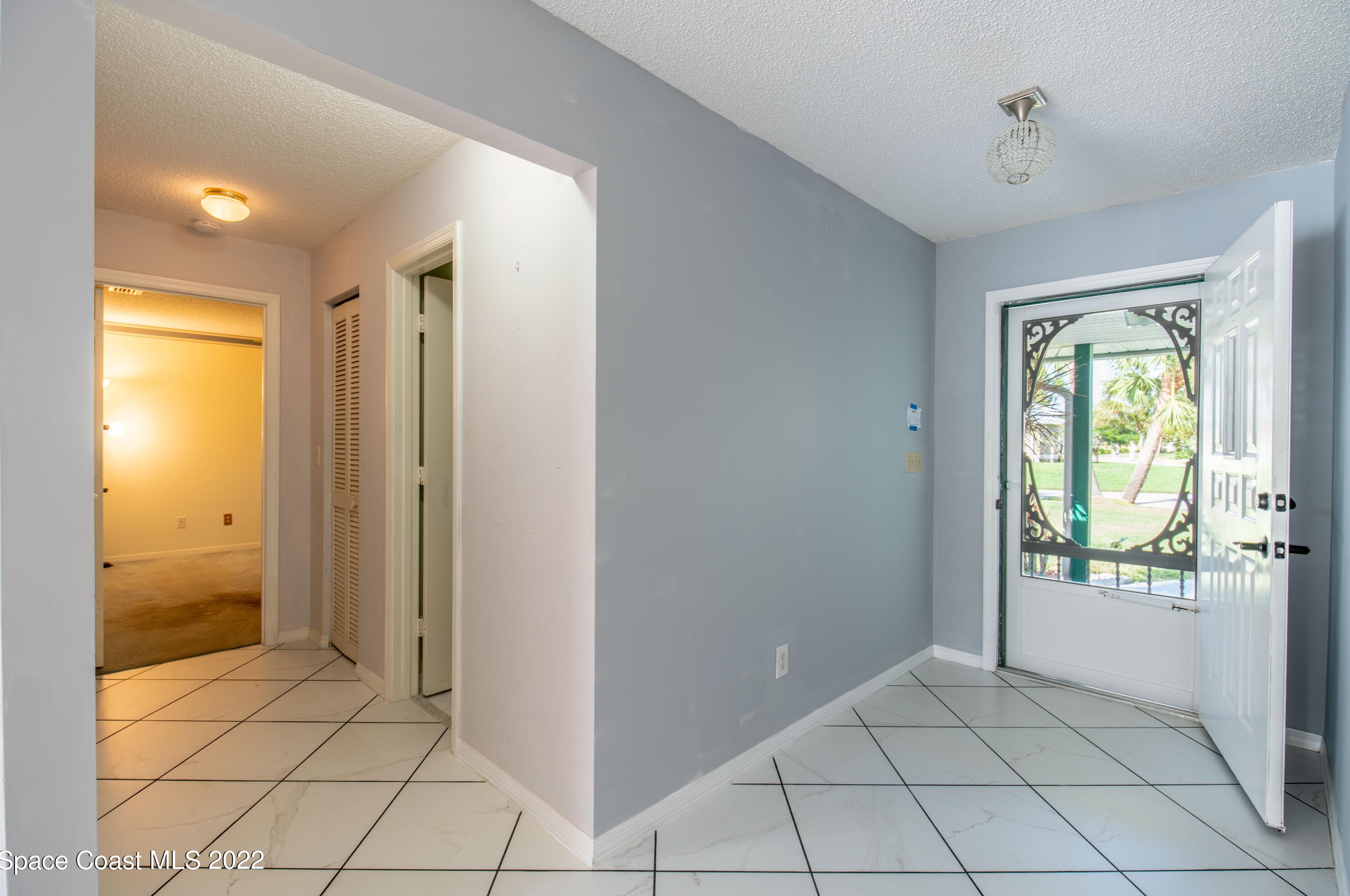 573 Orange Ave, Sebastian, FL 32958