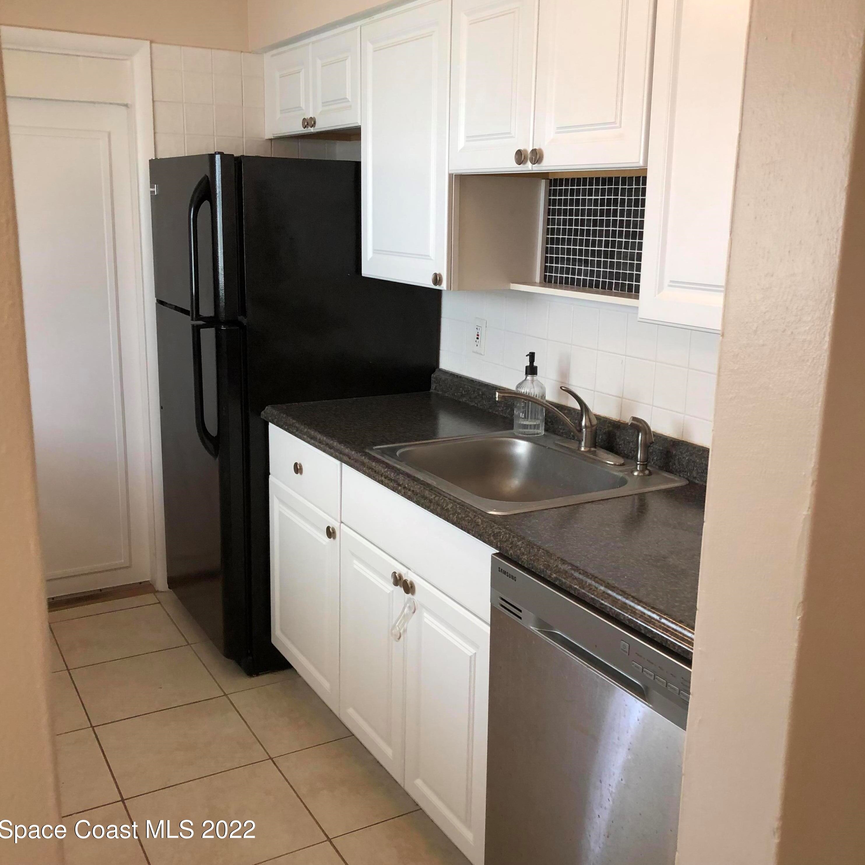 223 Ne 1st Ct, Melbourne, FL 32937