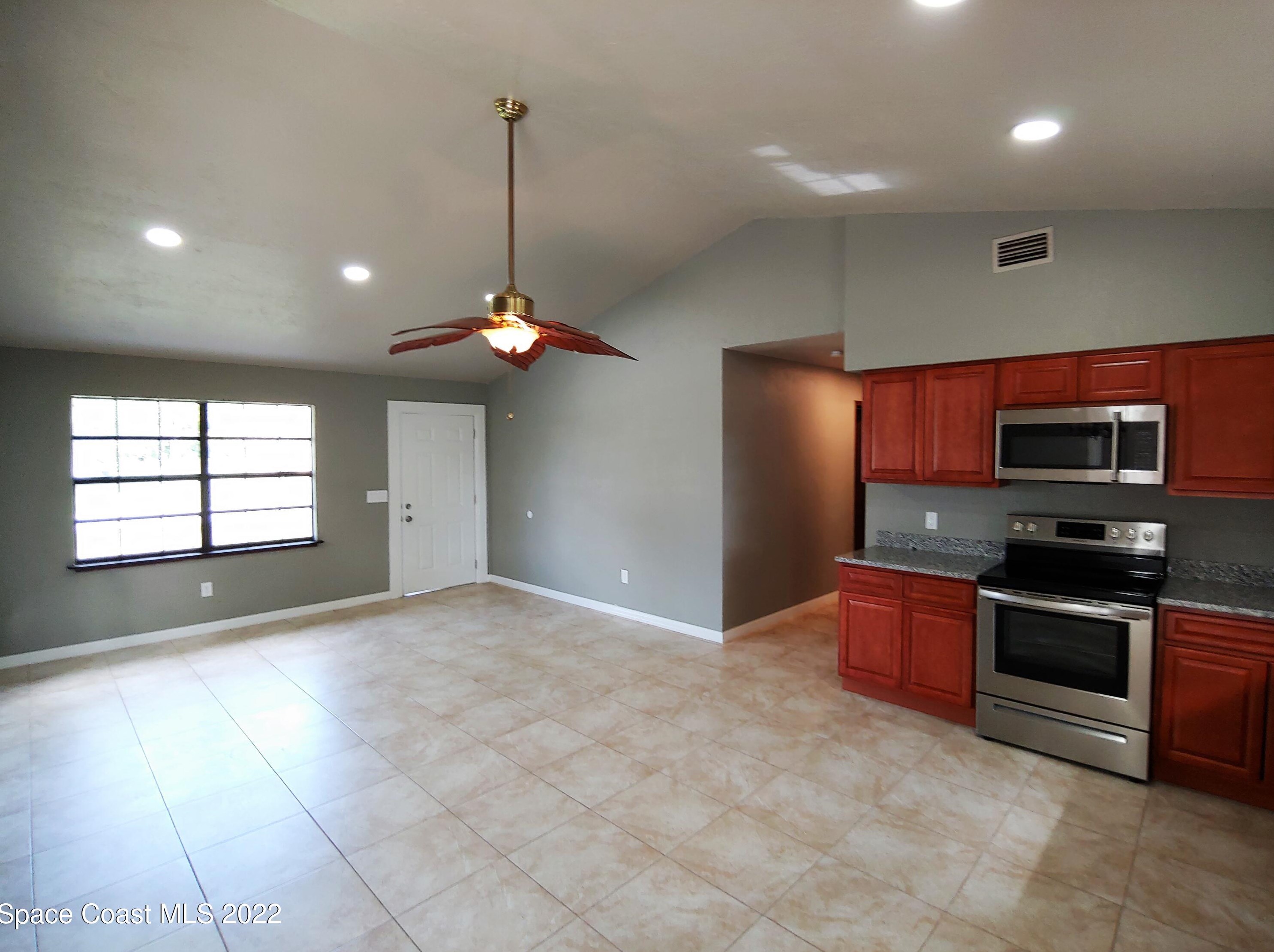 966 Zamora St, Melbourne FL  32909-5265 exterior