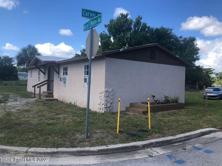 2909 Carver St #b, Mims, FL 32754