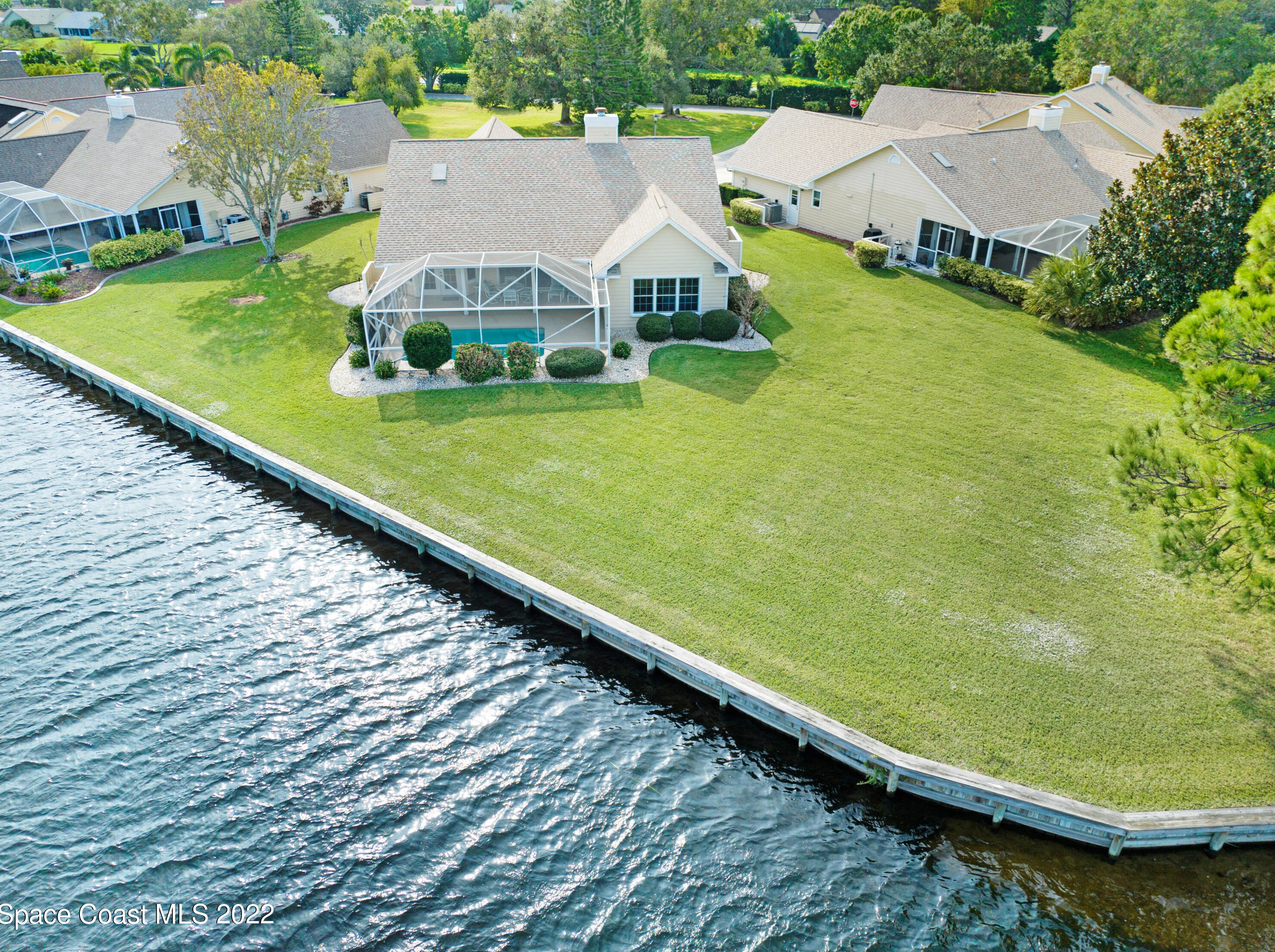 673 Griffin Ln, Melbourne, FL 32940-1965