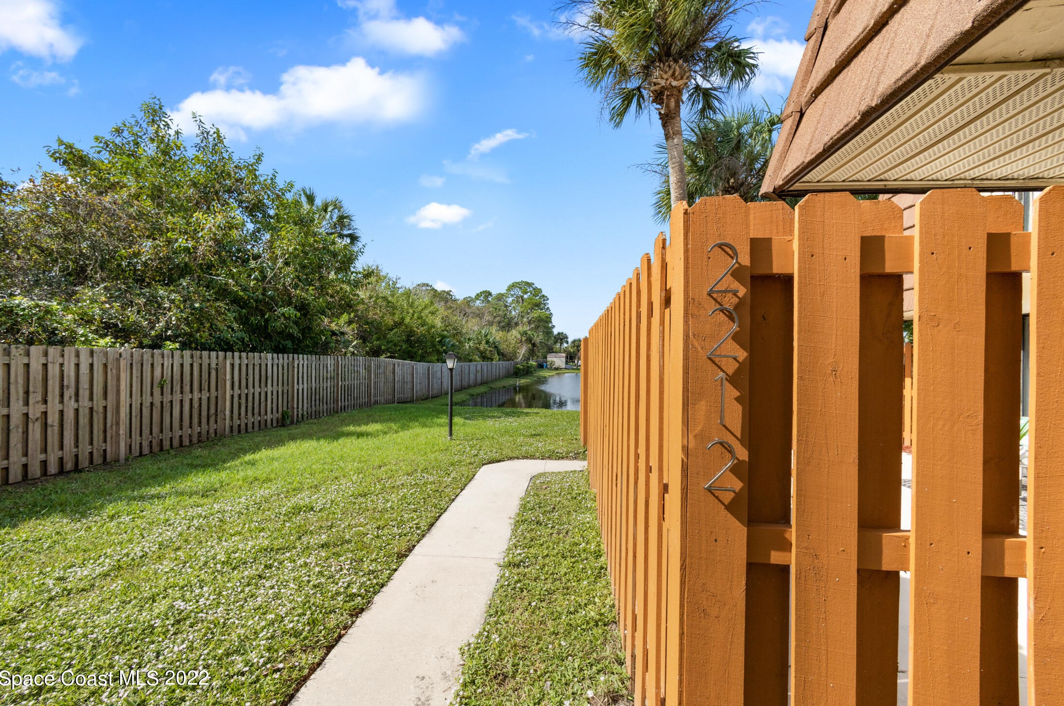 2212 Joshua Dr, Melbourne, FL 32905-3010