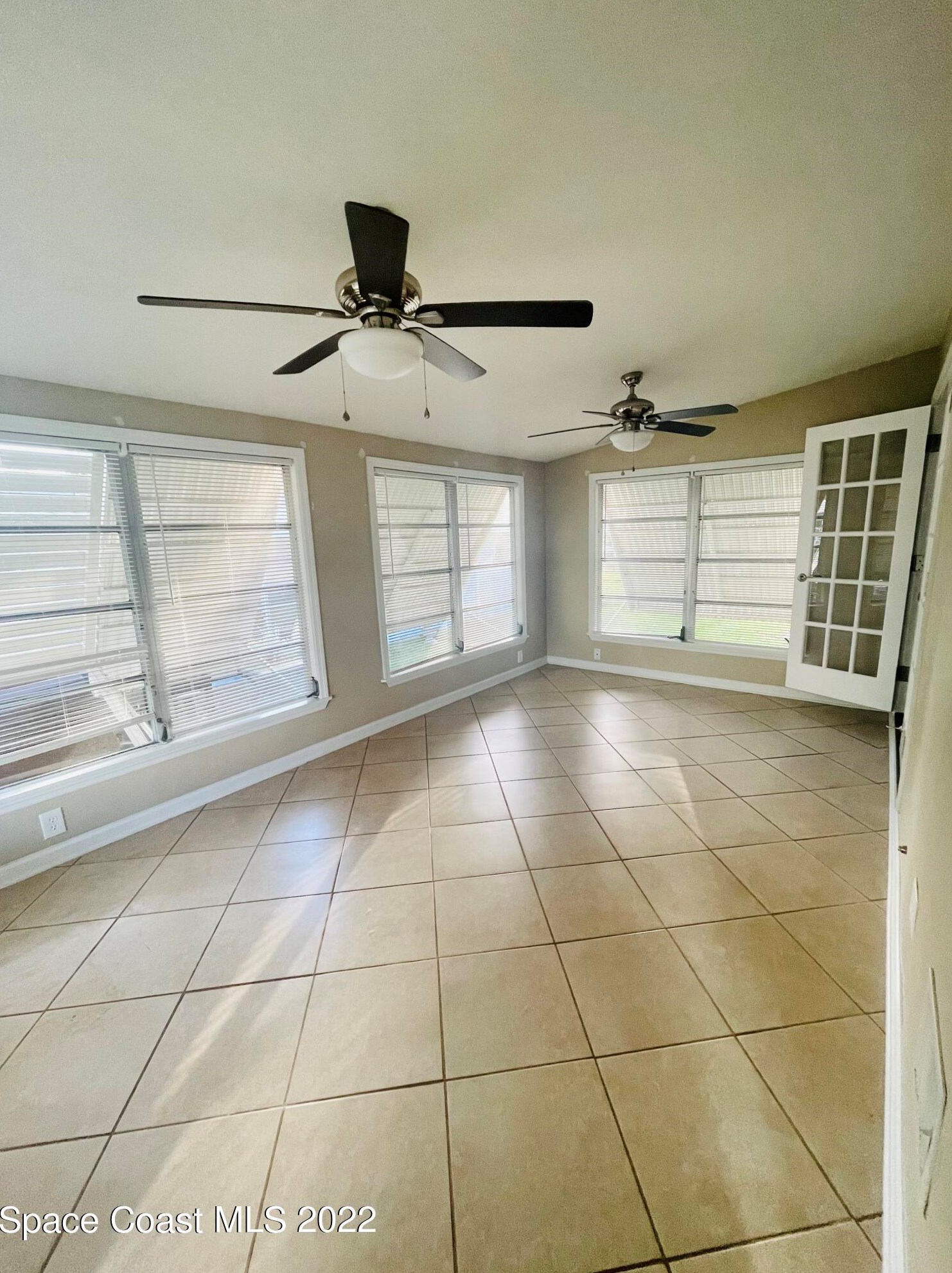 628 Marlin Cir, Sebastian, FL 32976