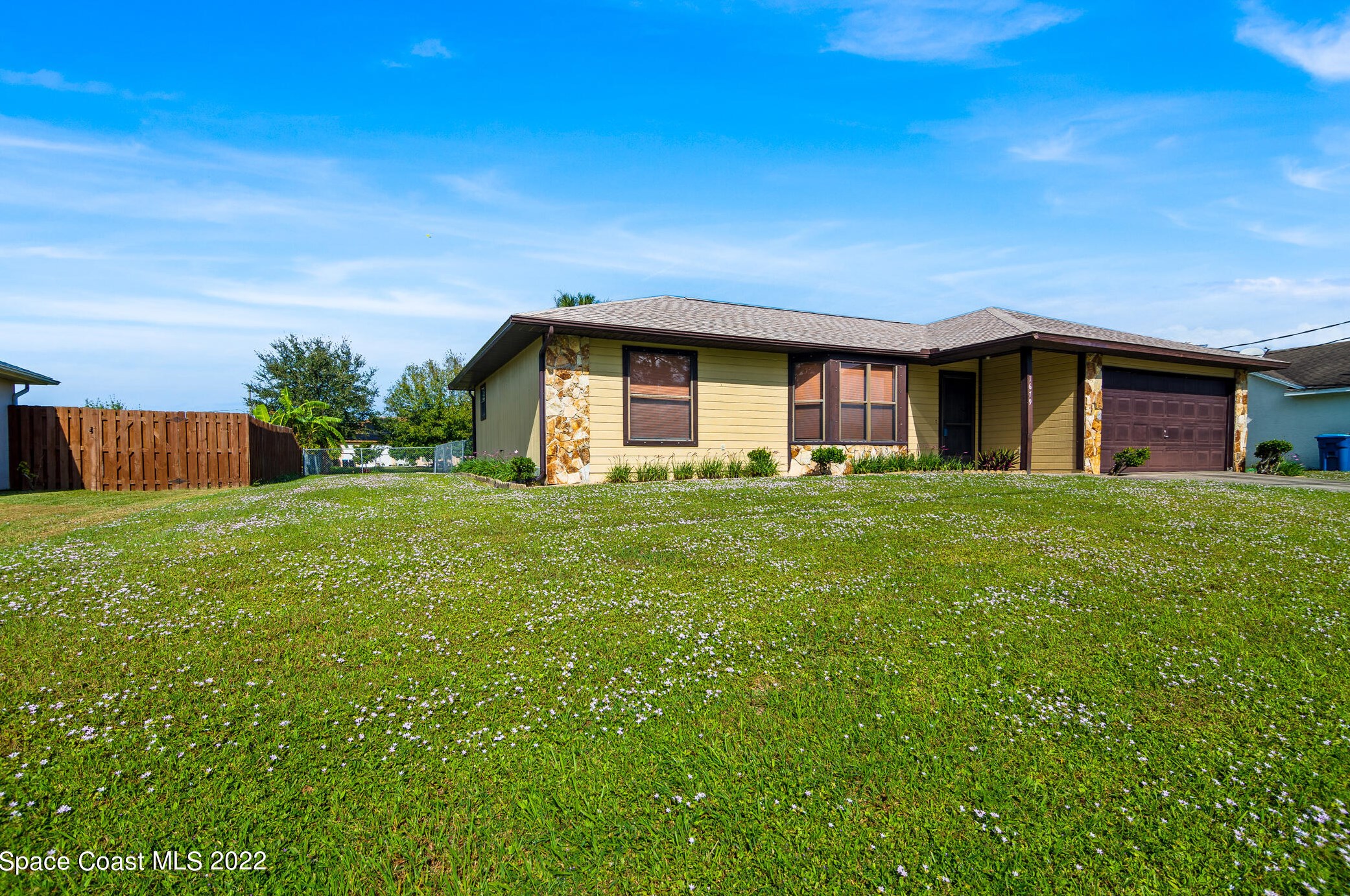 1679 Heartwellville St, Melbourne, FL 32907-7118