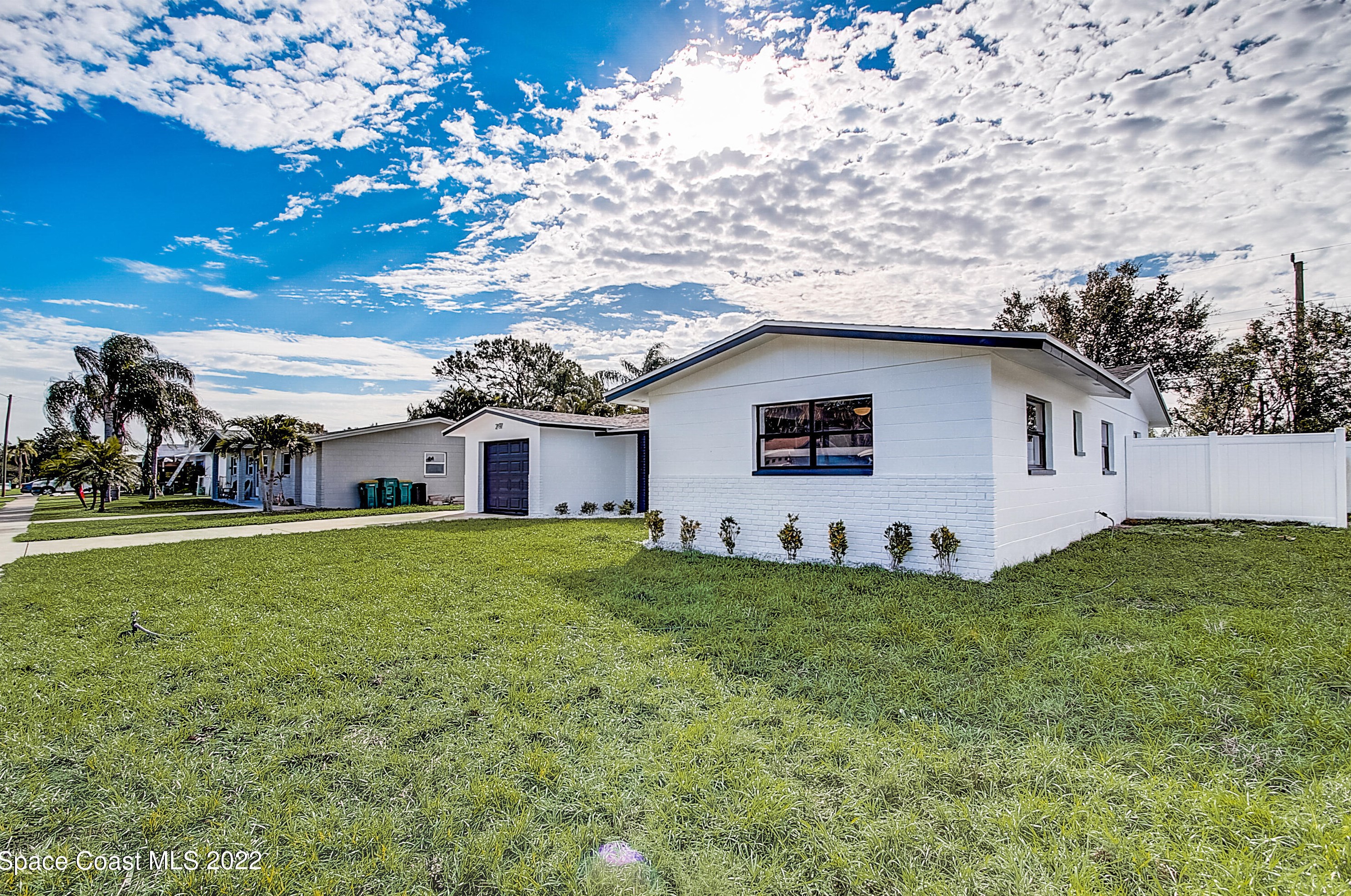 2197 Colony Dr, Melbourne, FL 32935-3109