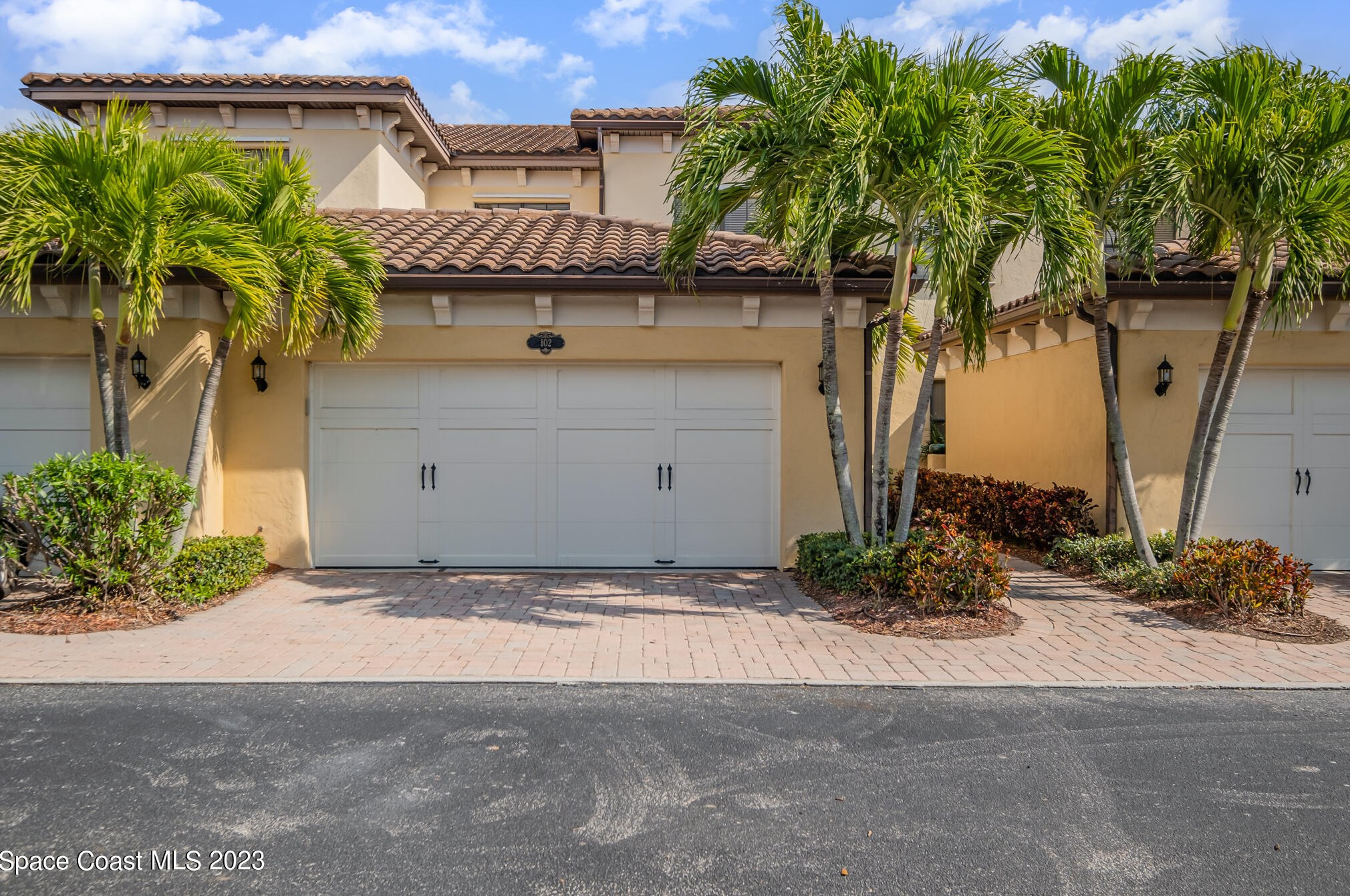760 Lanai Cir Apt 102, Melbourne, FL 32937