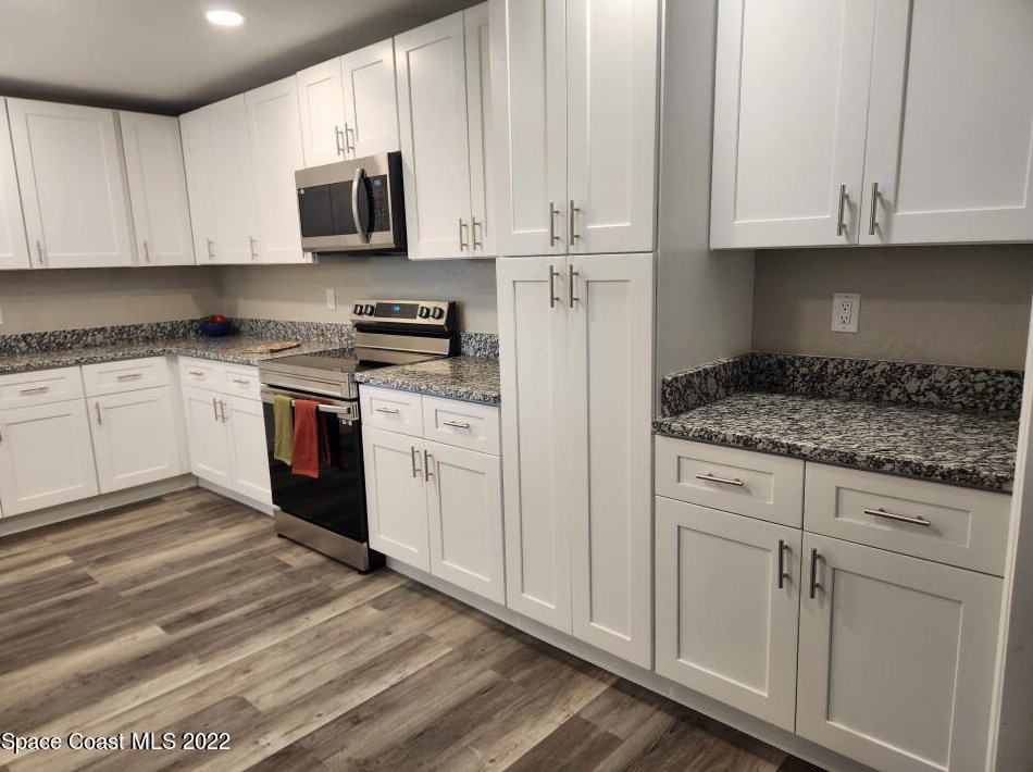 1267 Cotton Rd, Melbourne, FL 32905-4559