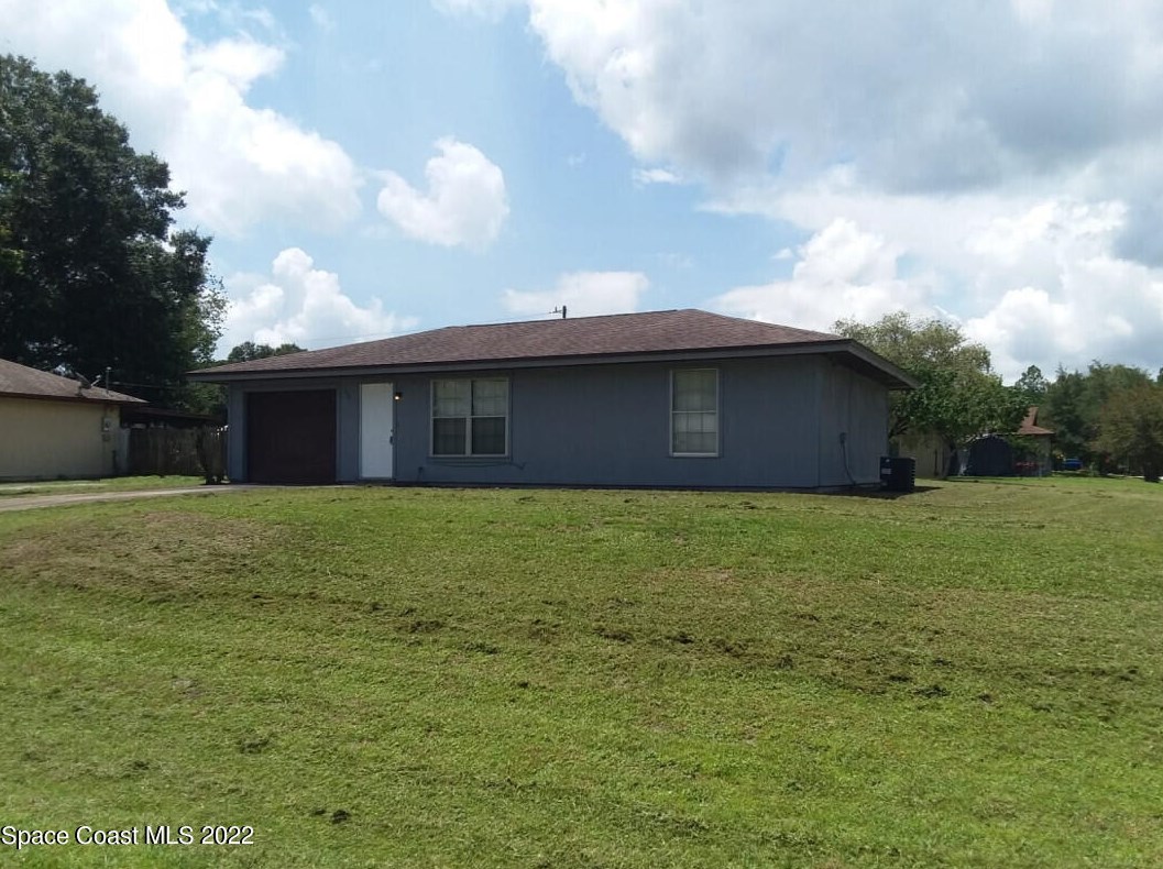 336 Collings St, Melbourne, FL 32909-4725