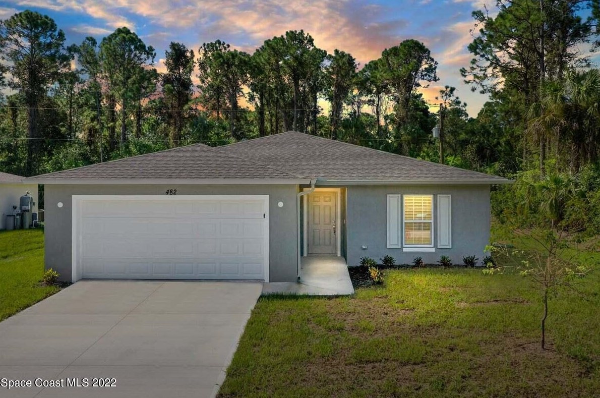 2697 Dennis Ave, Melbourne FL  32909-8729 exterior
