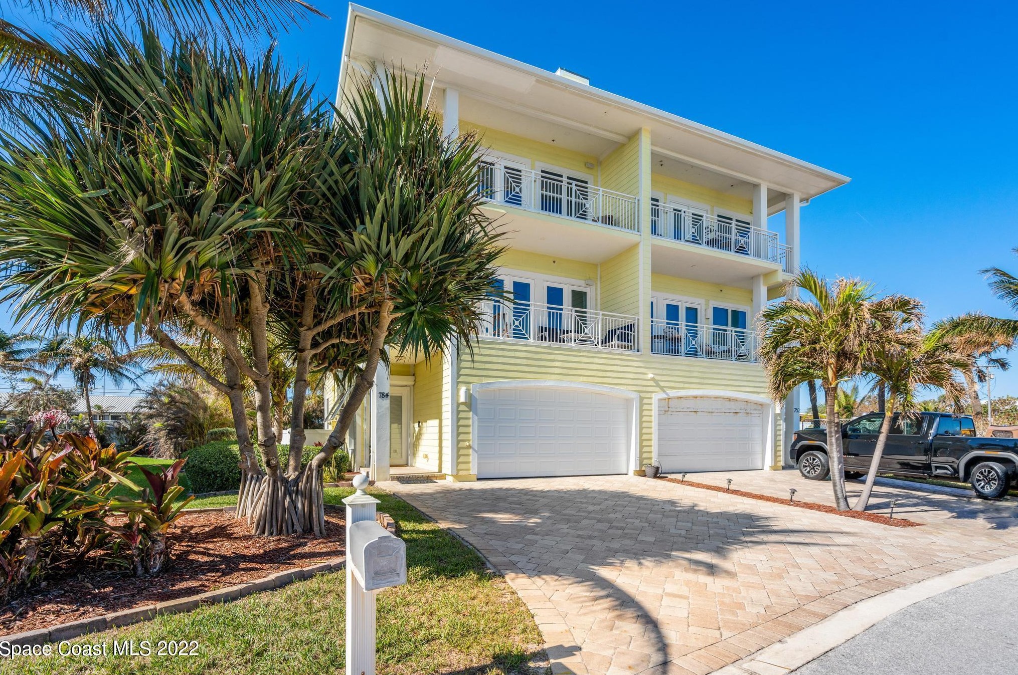 784 Shell St, Melbourne, FL 32937-5447