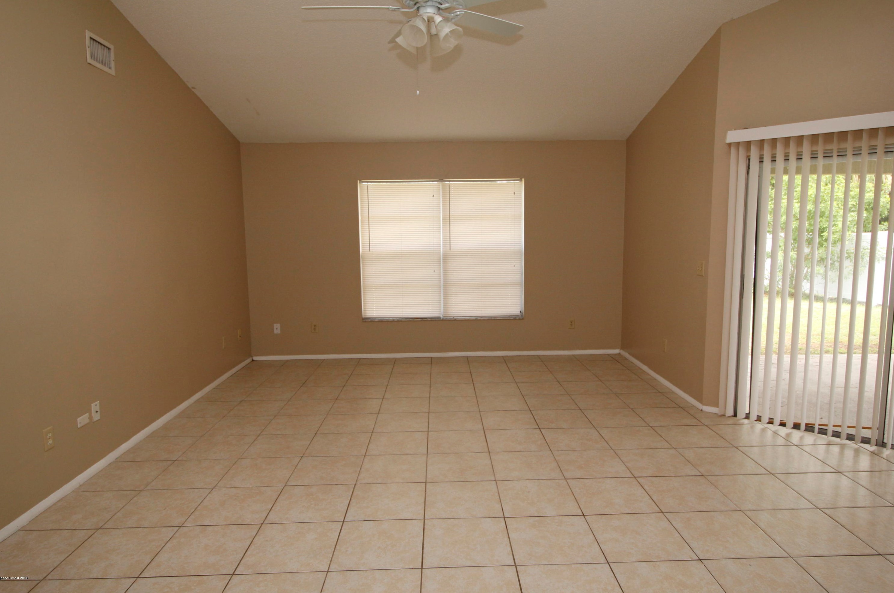 1893 Salida St Nw, Melbourne, FL 32907