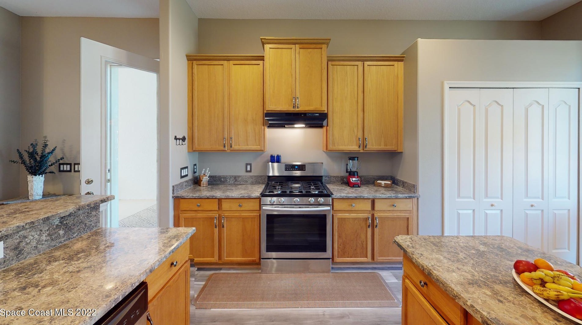 1820 Winding Ridge Cir, Melbourne FL  32909-2314 exterior