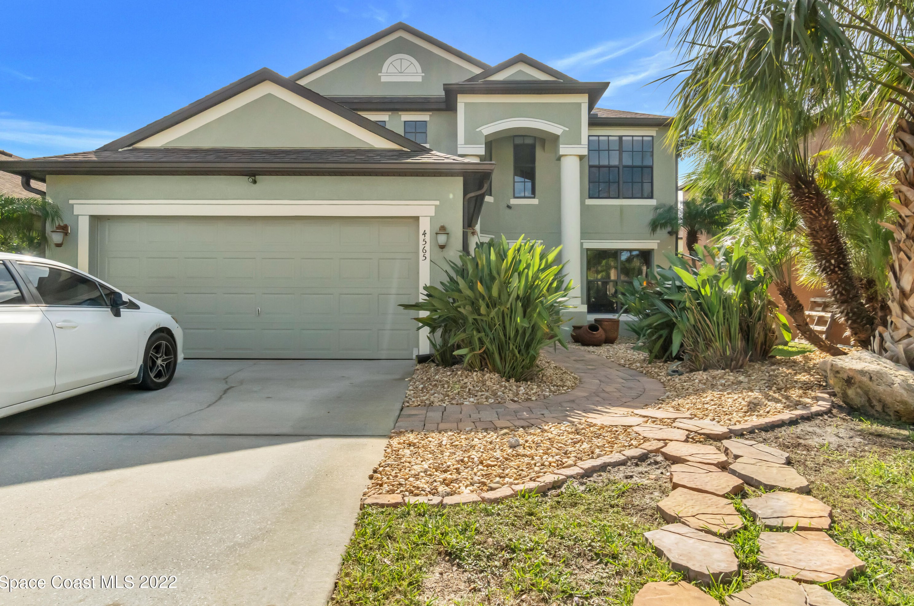 4565 Millicent Cir, Melbourne, FL 32901