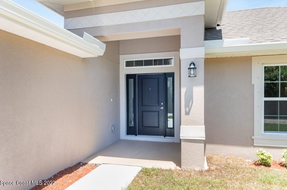 949 Landsdowne Dr, Sebastian, FL 32958