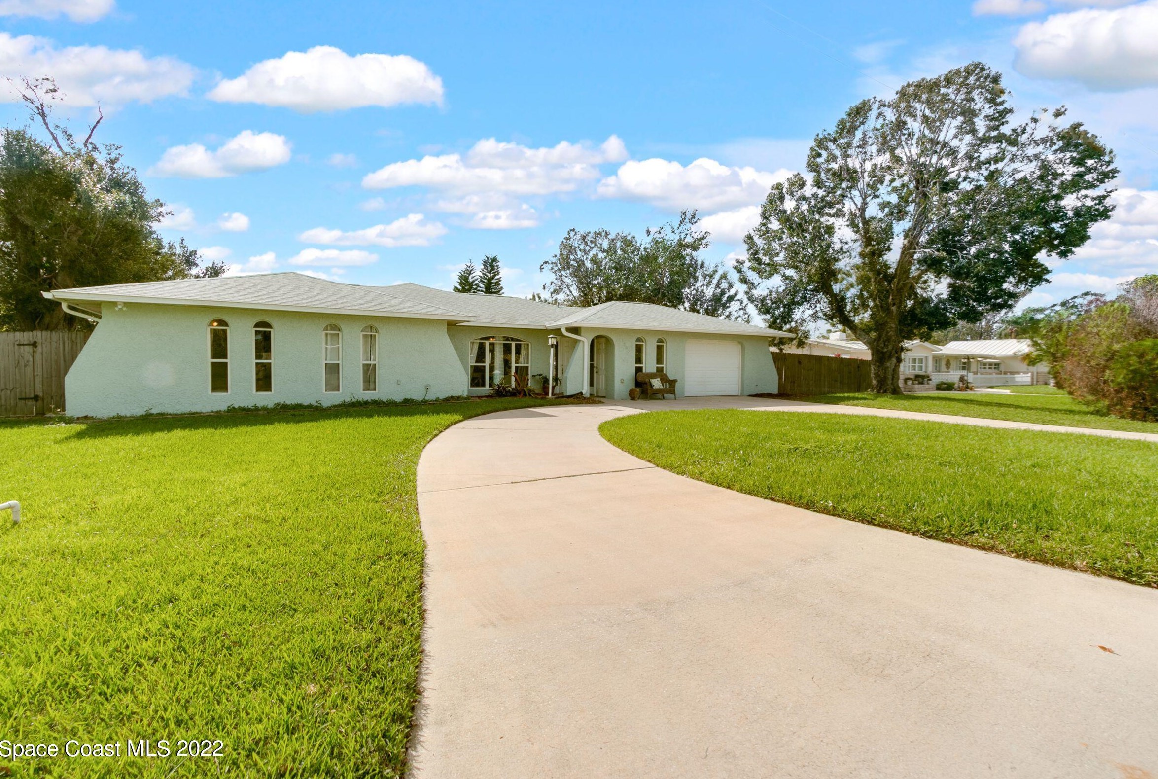 1597 Mulberry Ln, Melbourne, FL 32935-2023