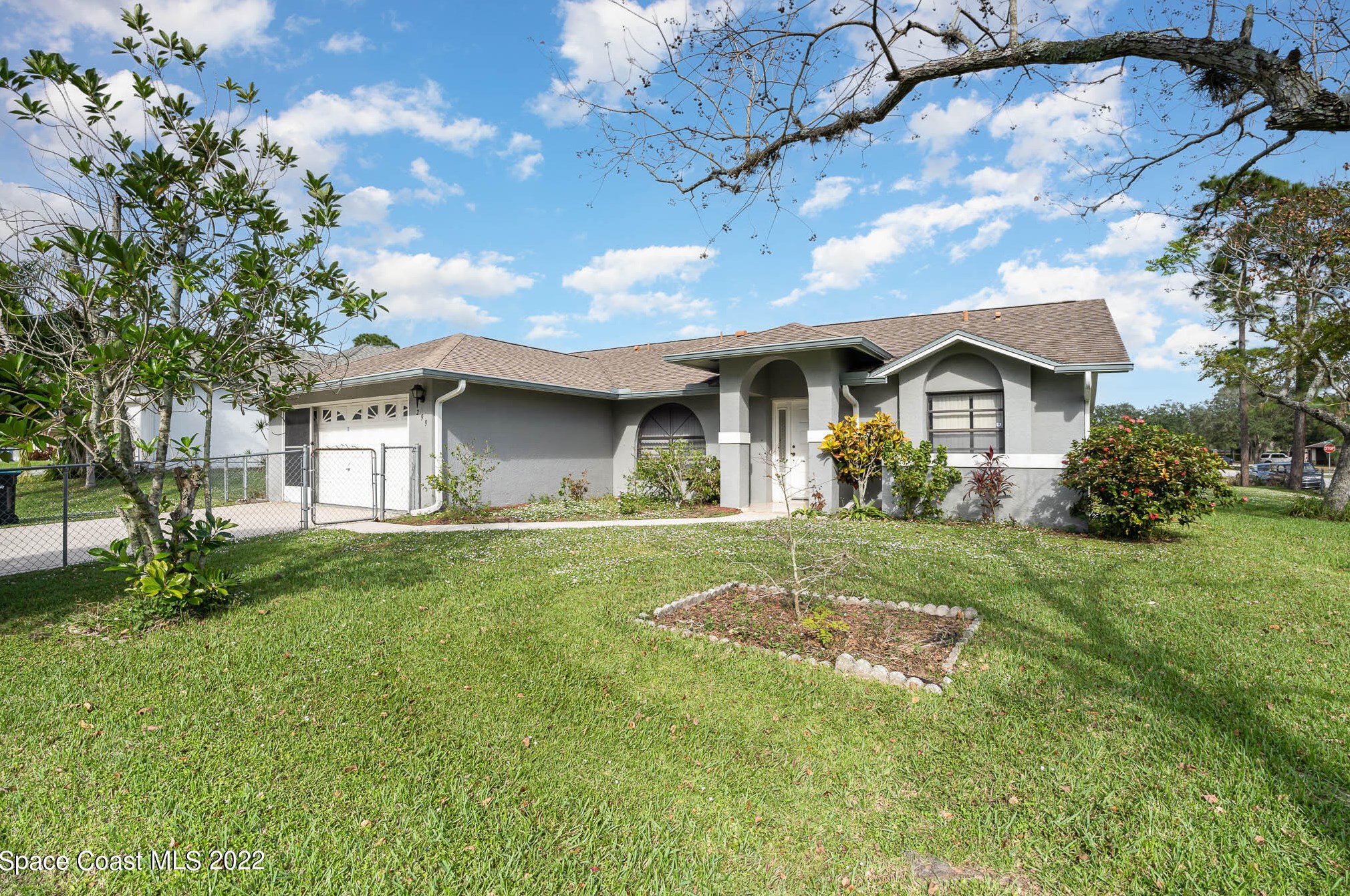 299 Eldron Blvd, Melbourne, FL 32909-3630