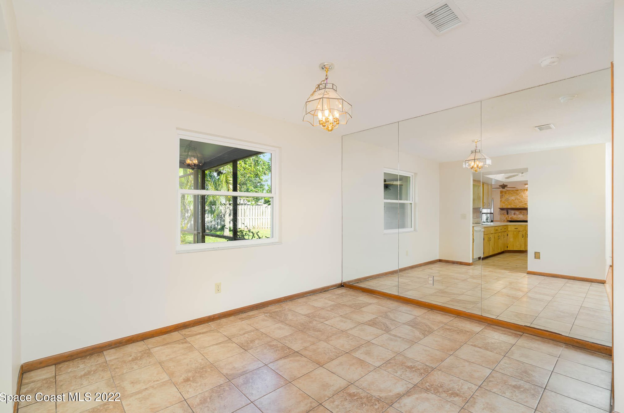 2014 Nicklaus Dr, Melbourne FL  32935-4514 exterior
