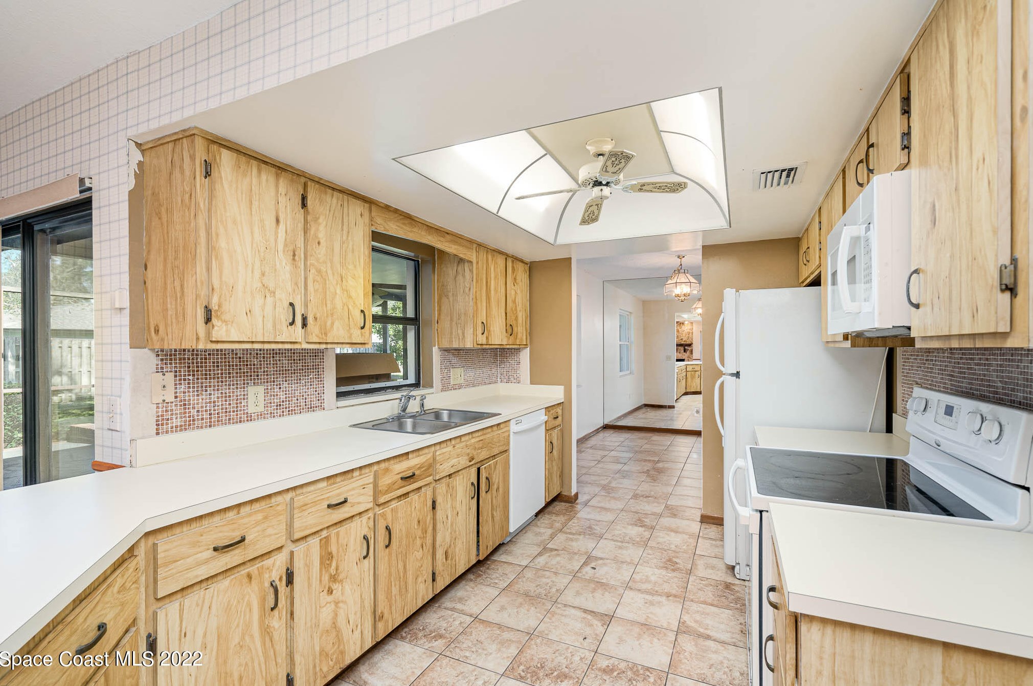 2014 Nicklaus Dr, Melbourne FL  32935-4514 exterior