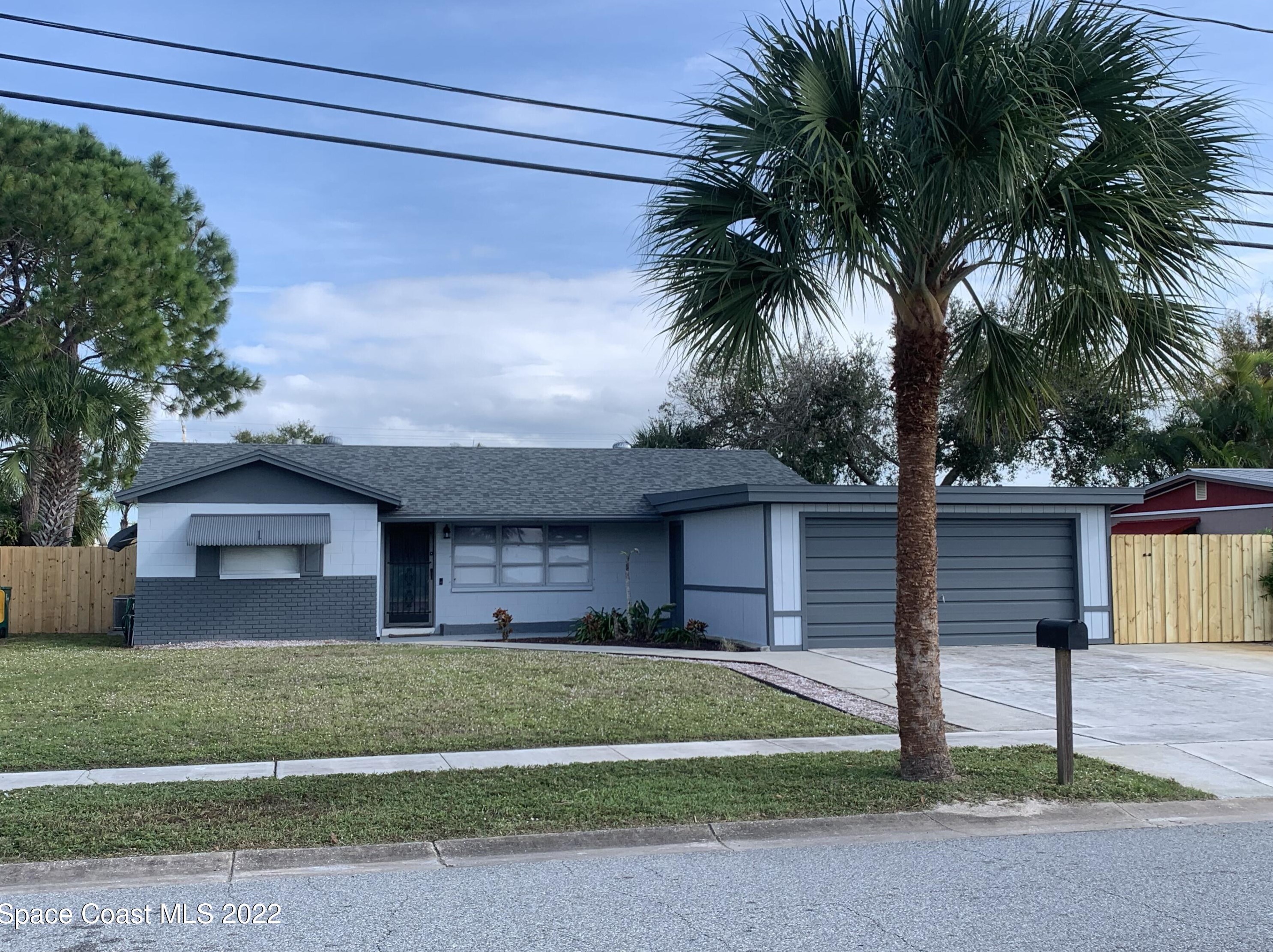850 Richland Ave, Merritt Island, FL 32953