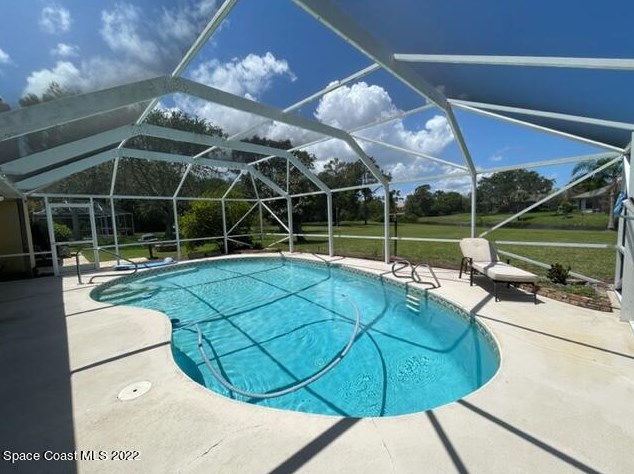 866 Spanish Wells Dr, Melbourne, FL 32940