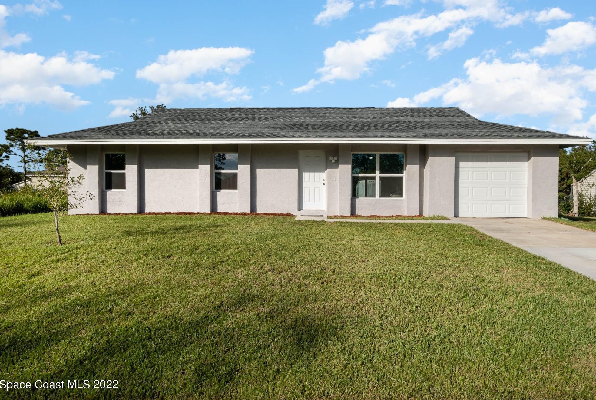1665 Waldo St, Melbourne, FL 32909-5912