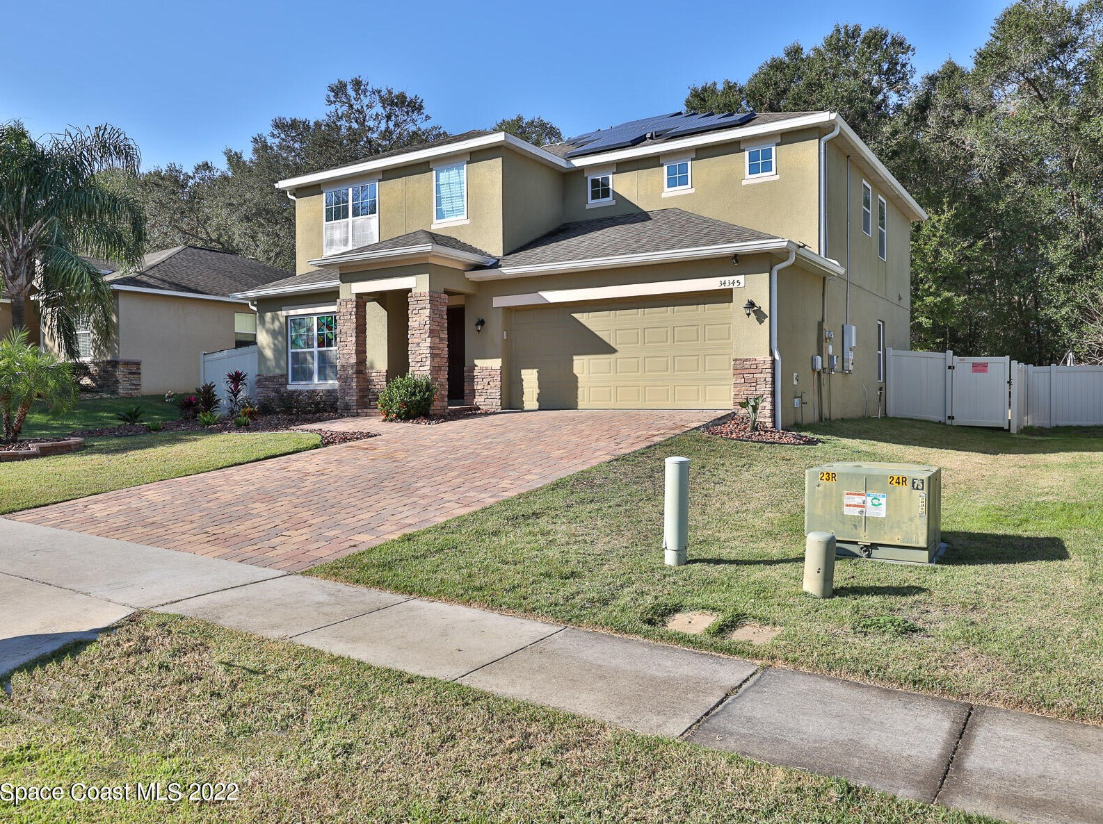34345 Alameda Dr, Mount Plymouth, FL 32776
