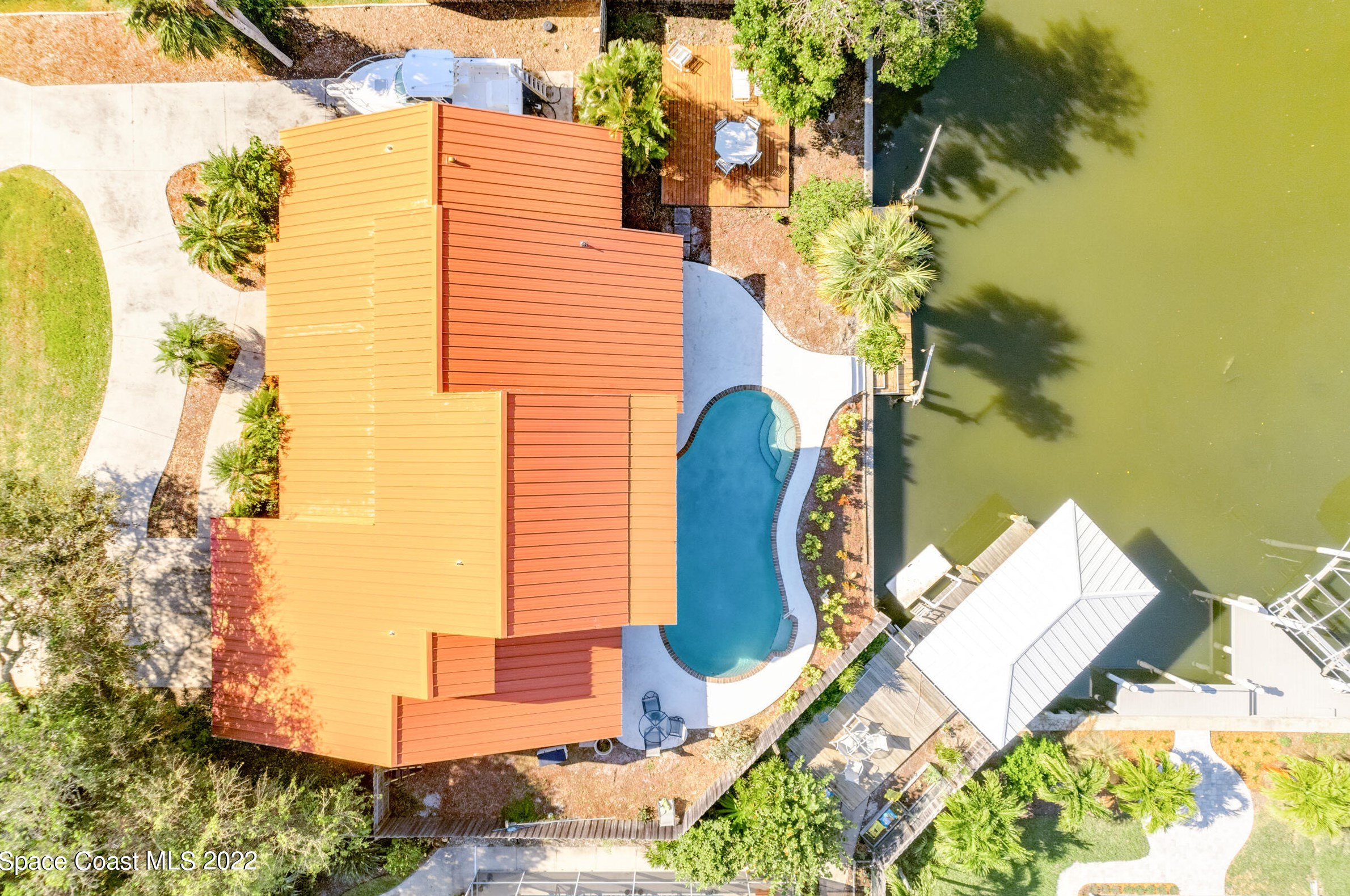 292 Arrowhead Ln, Melbourne, FL 32951-3530