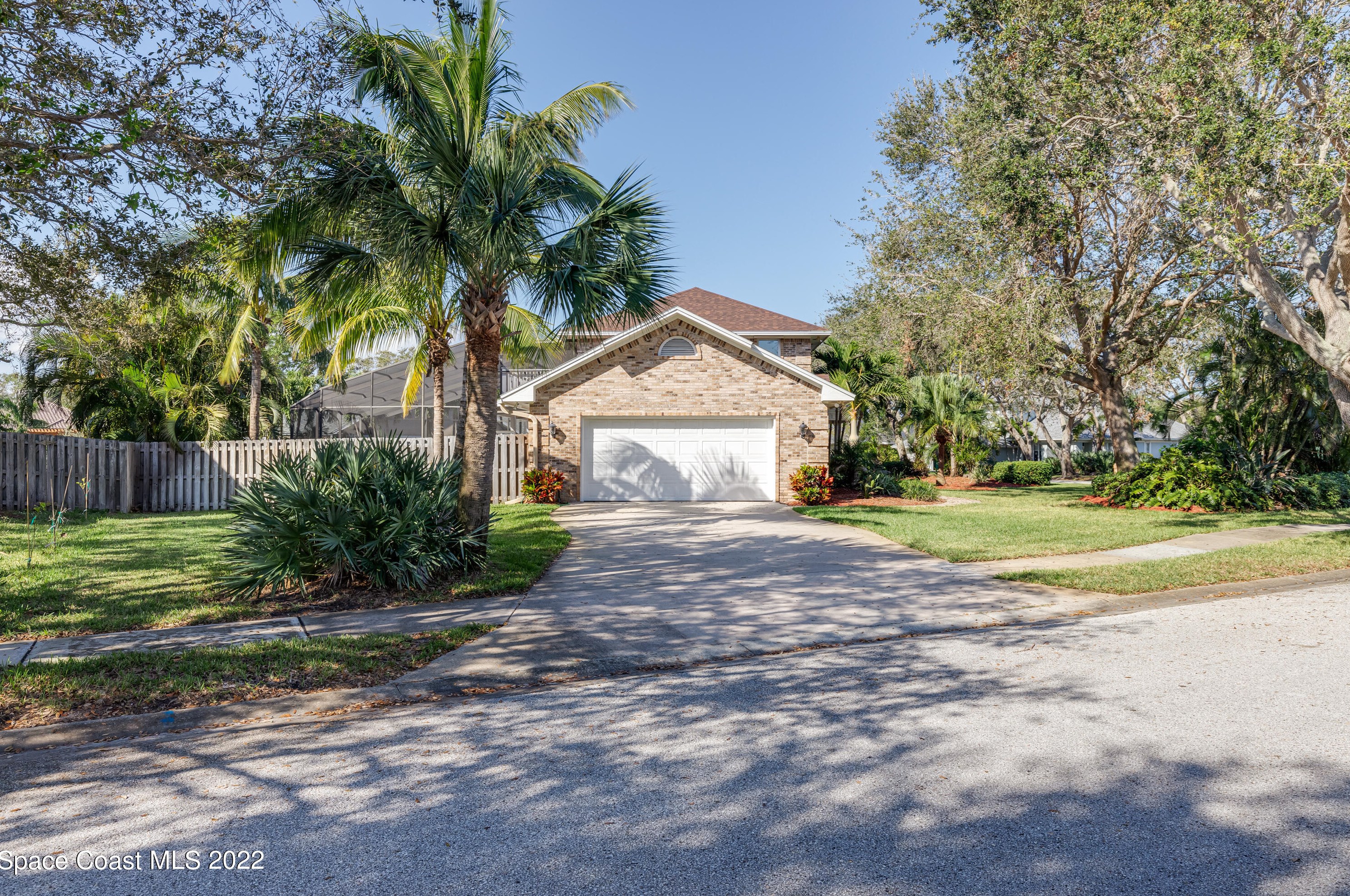 521 Nightingale Dr, Melbourne, FL 32903-4715