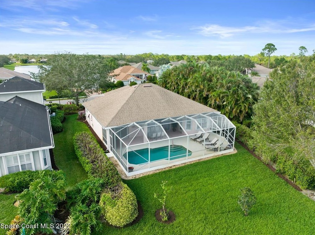 303 Swallowtail Ln, Sebastian, FL 32958