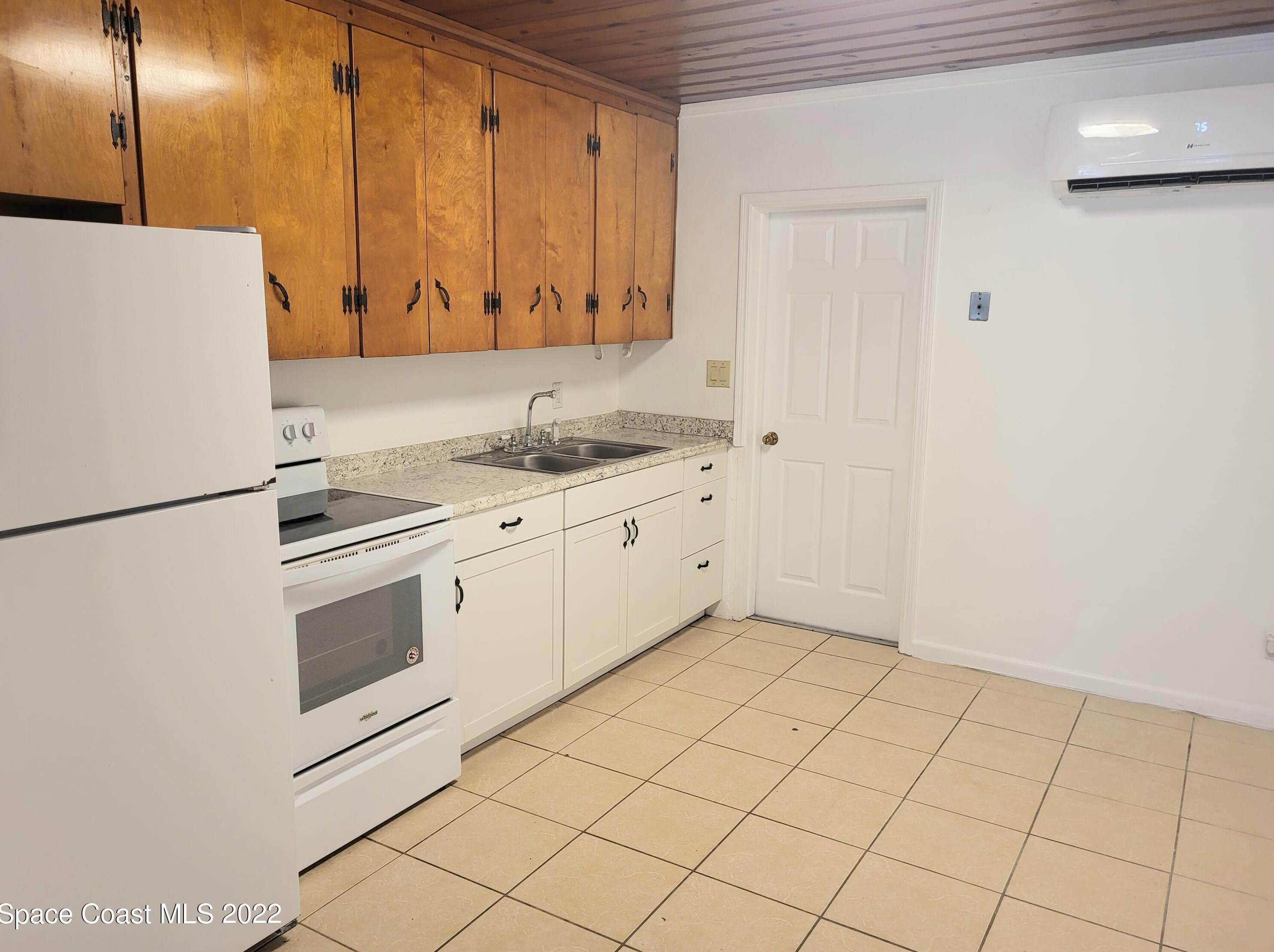 1812 Guava Ave, Melbourne, FL 32935