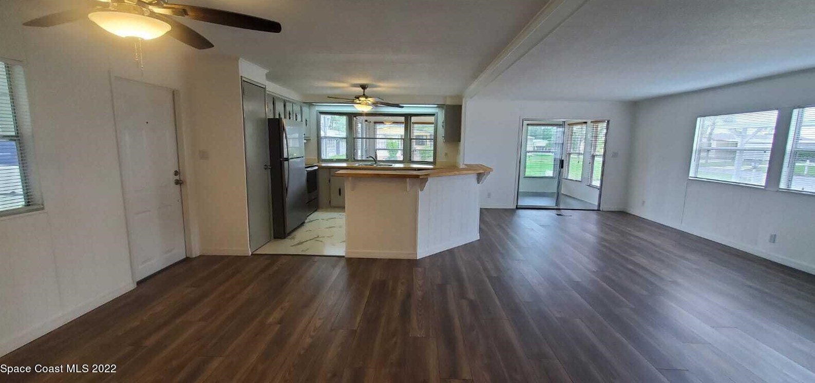 1053 Manila Dr, Sebastian, FL 32976