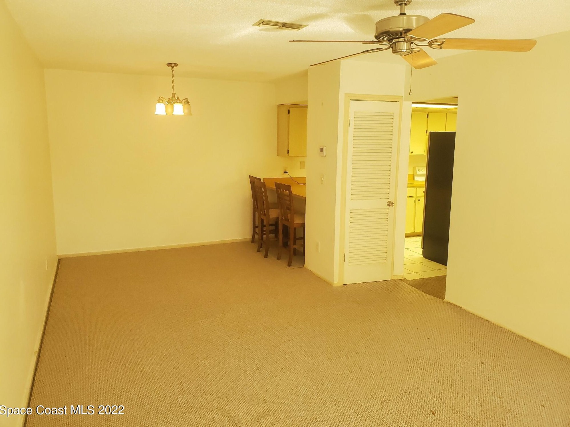 526 Live Oak St, Edgewater, FL 32132-1563