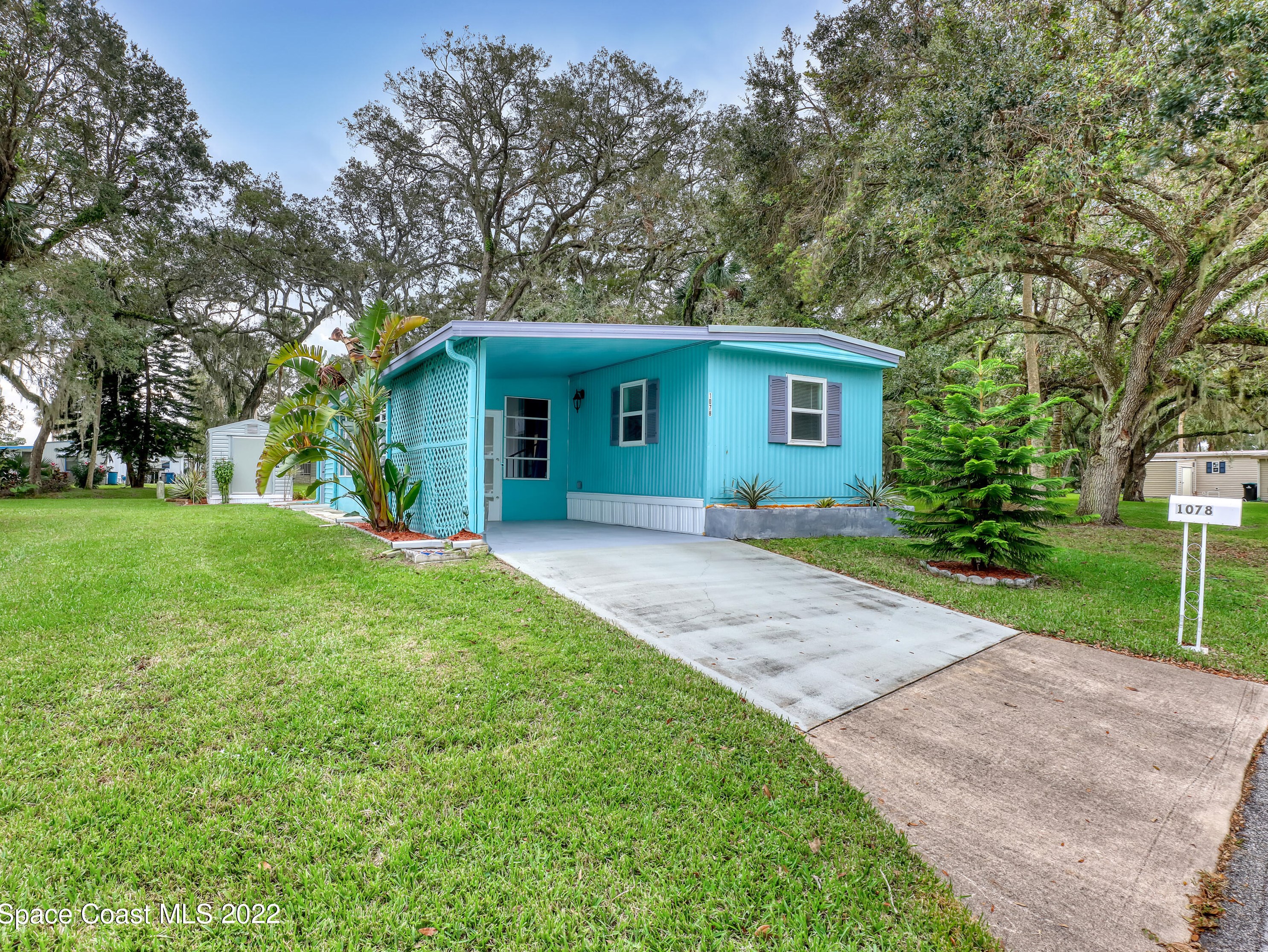 1078 Sunflower Ln, Melbourne, FL 32907