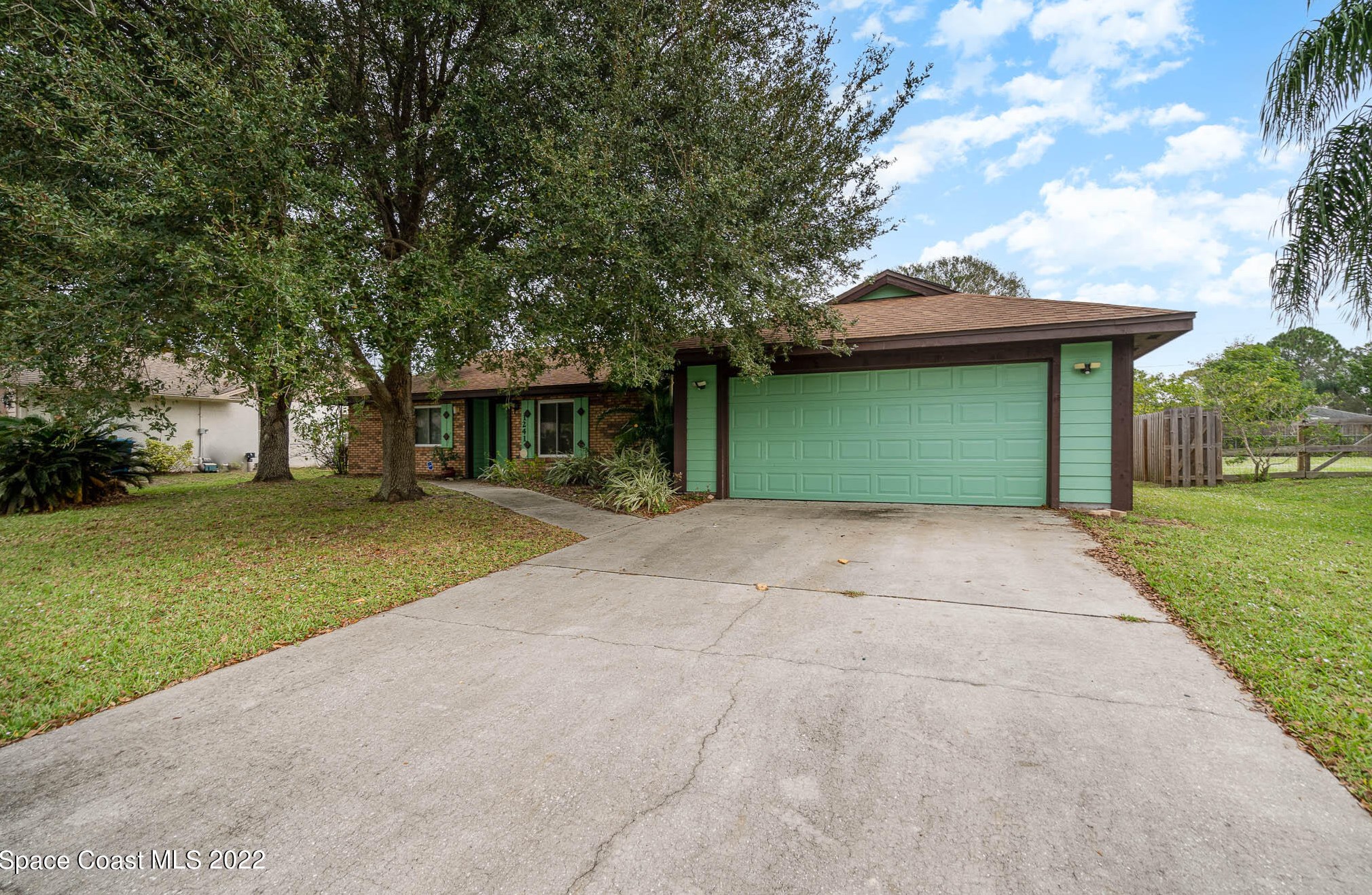 1241 Medina Ave, Melbourne, FL 32907-7846
