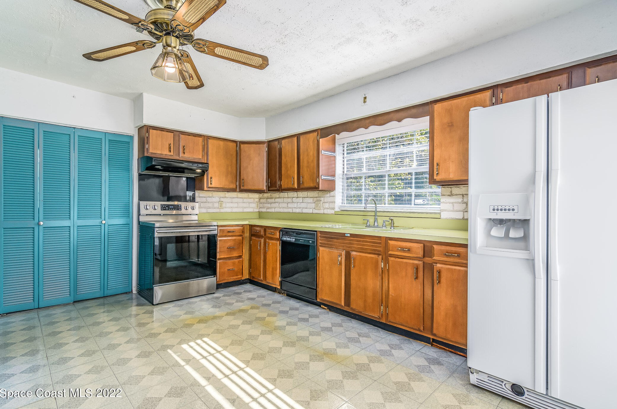 305 Island Beach Blvd, Merritt Island, FL 32952