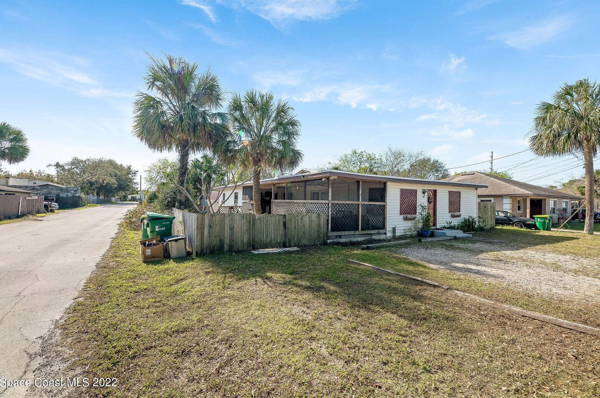 1527 Paradise Ln, Cocoa, FL 32922-6486