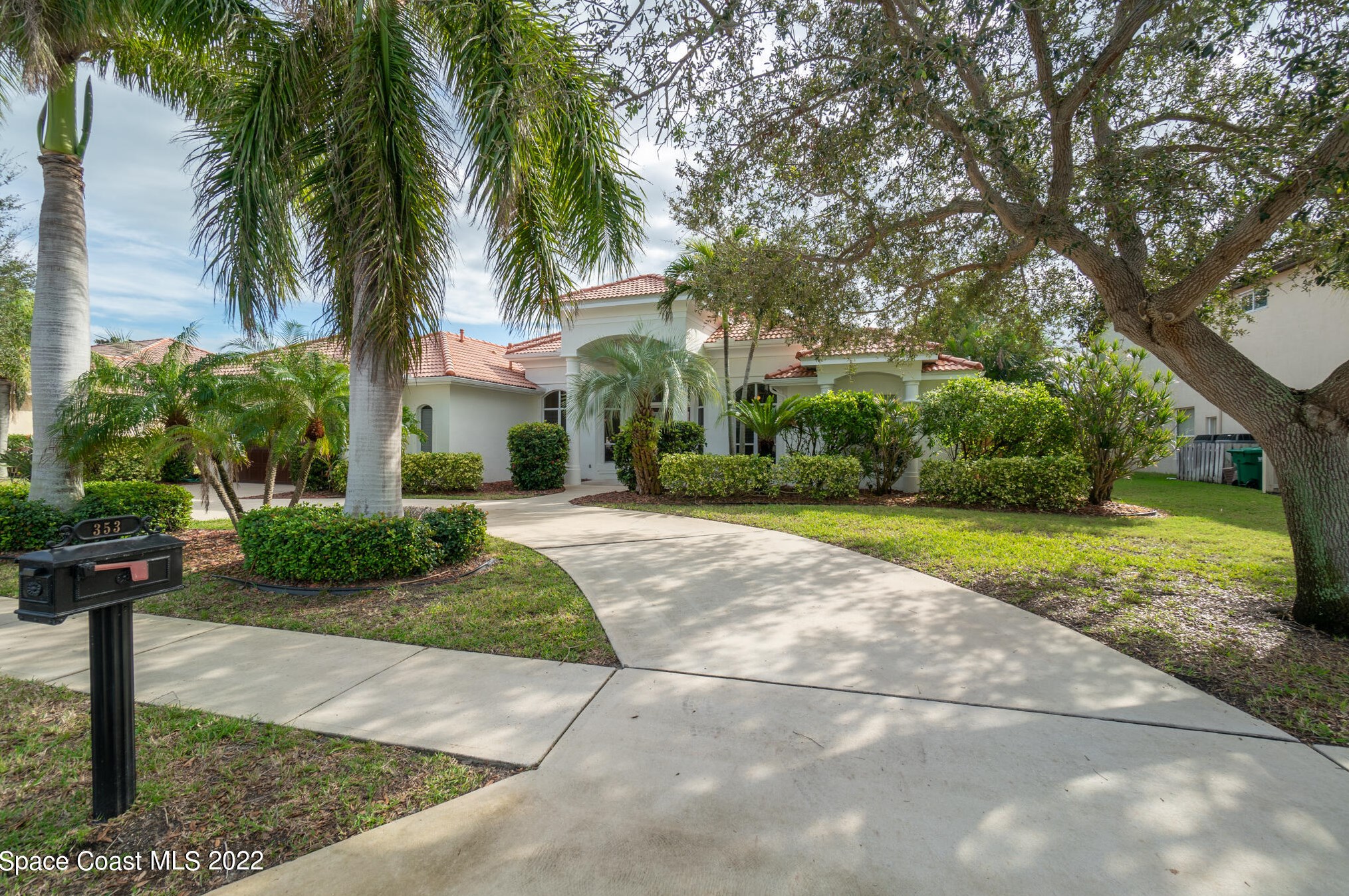 353 Flanders Dr, Melbourne, FL 32903-4041