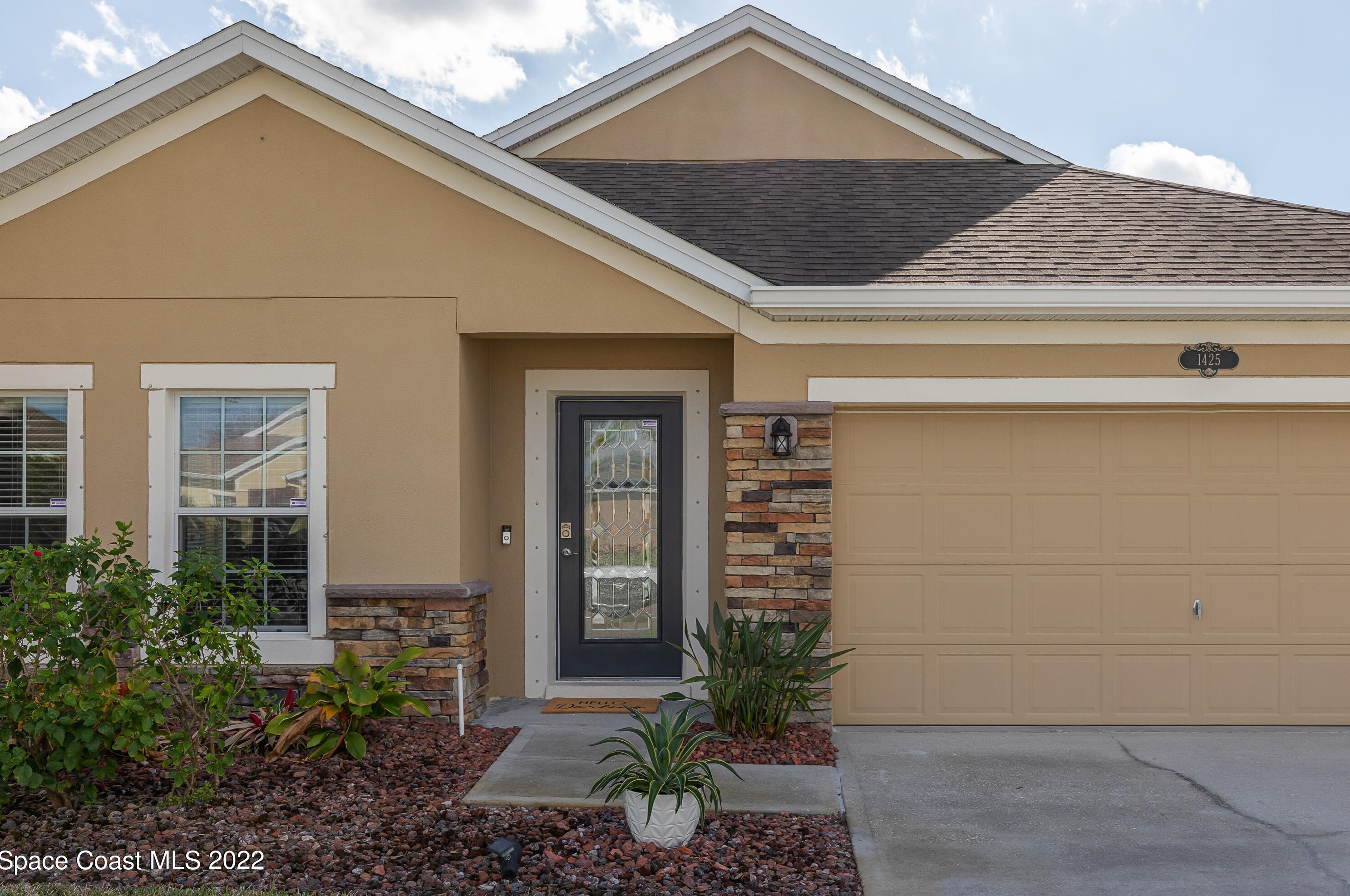 1425 Litchfield Dr, Melbourne, FL 32904-6459