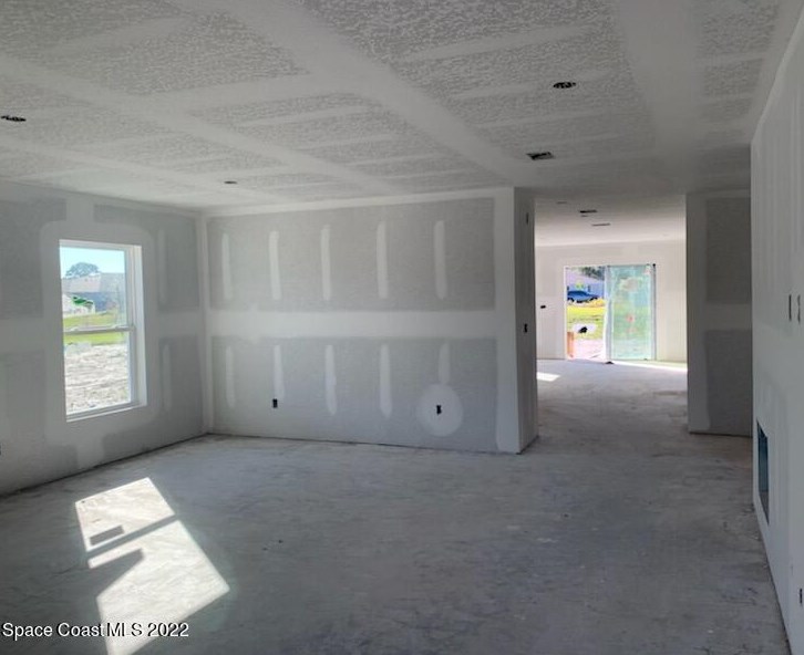 421 Alminar Ave, Melbourne, FL 32909-4950