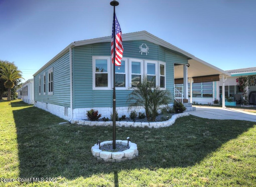 423 Puffin Dr, Sebastian, FL 32976