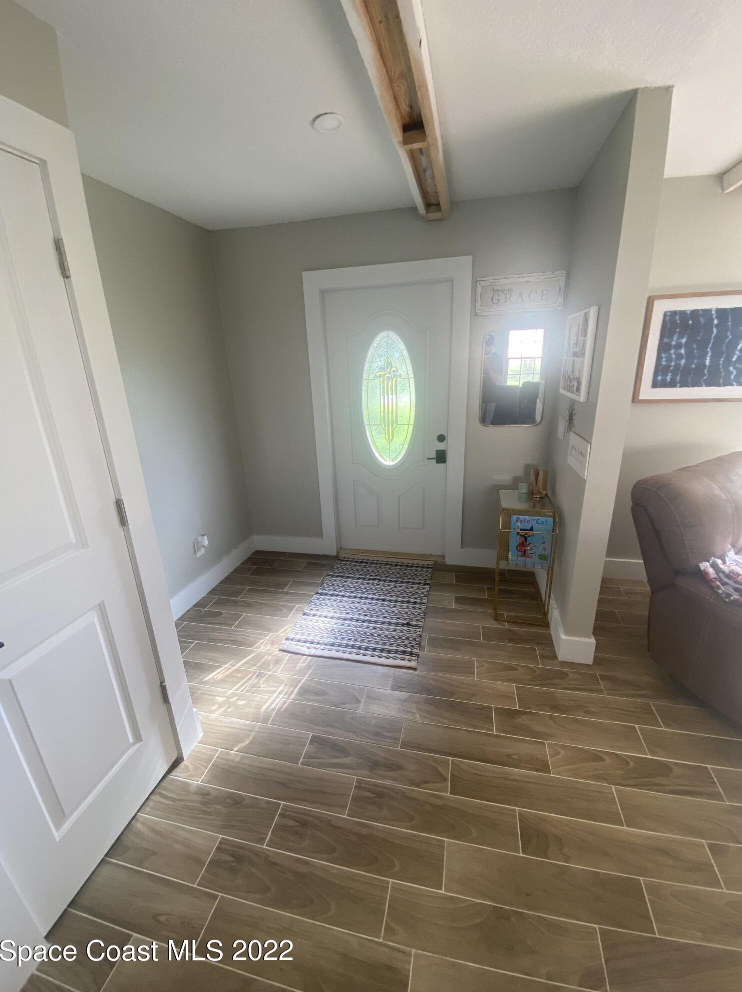 411 Neptune Dr, Melbourne, FL 32907-1508